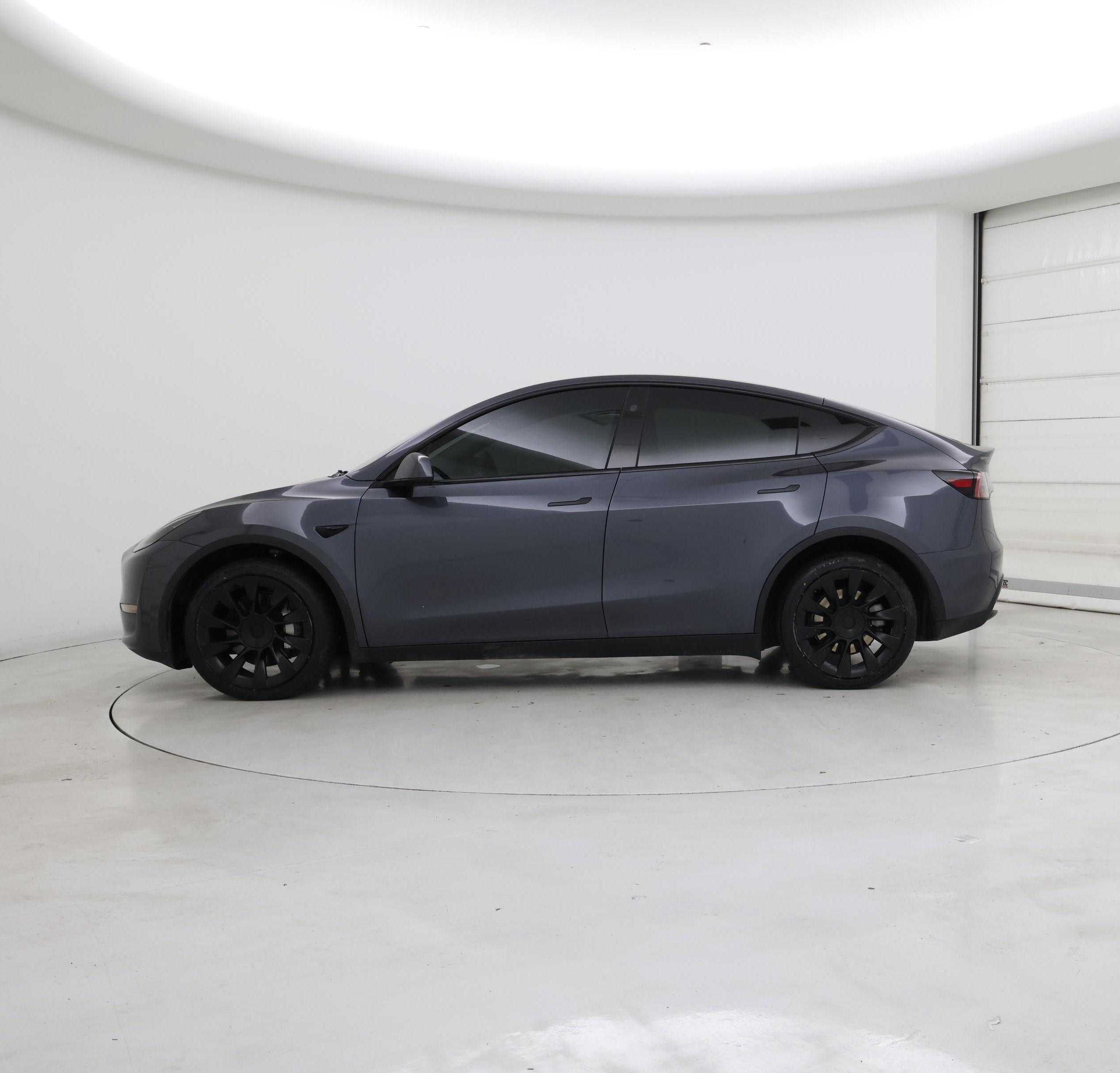 Thumbnail: 2023 Tesla Model Y - 3