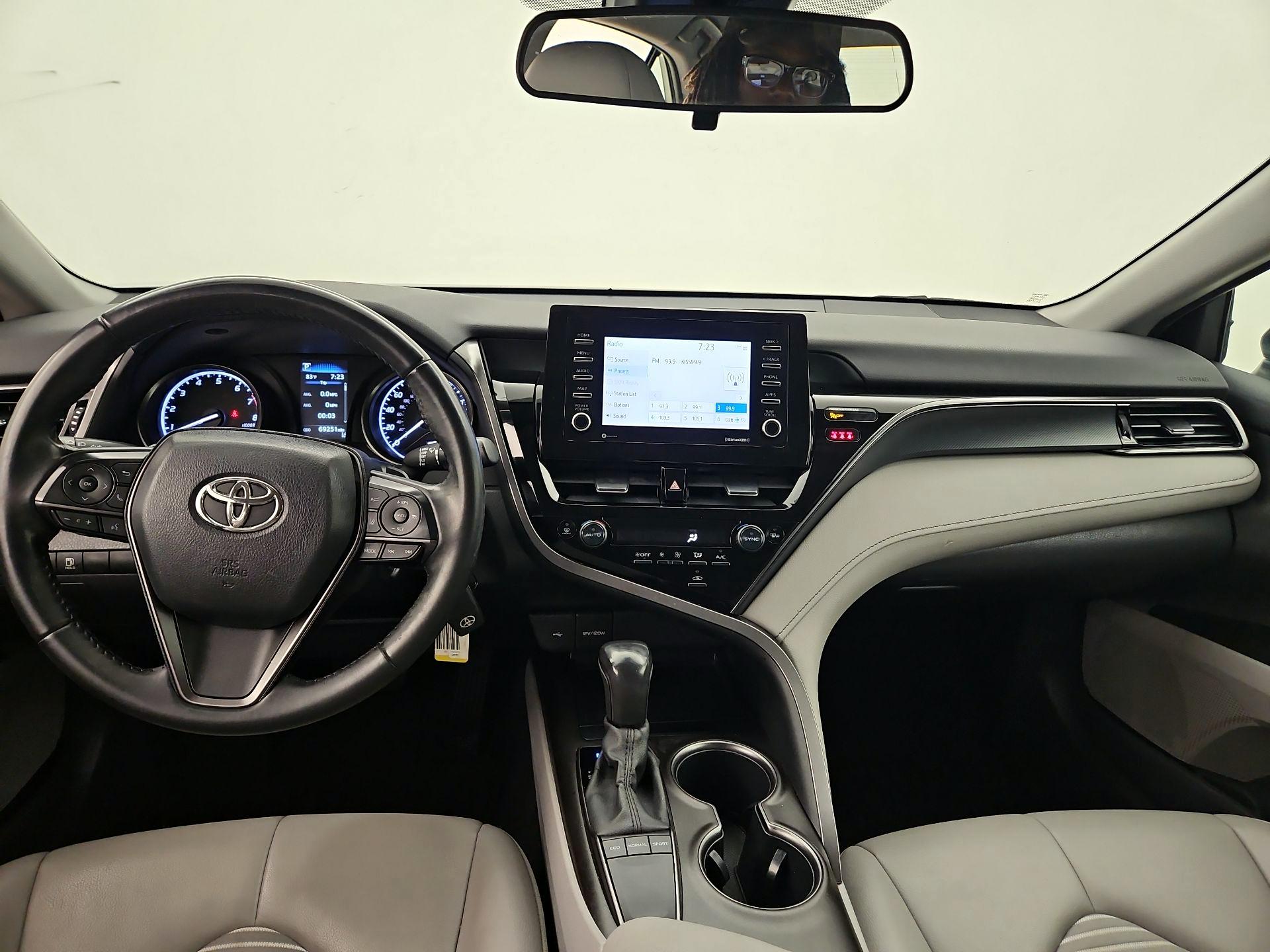 Thumbnail: 2022 Toyota Camry - 9