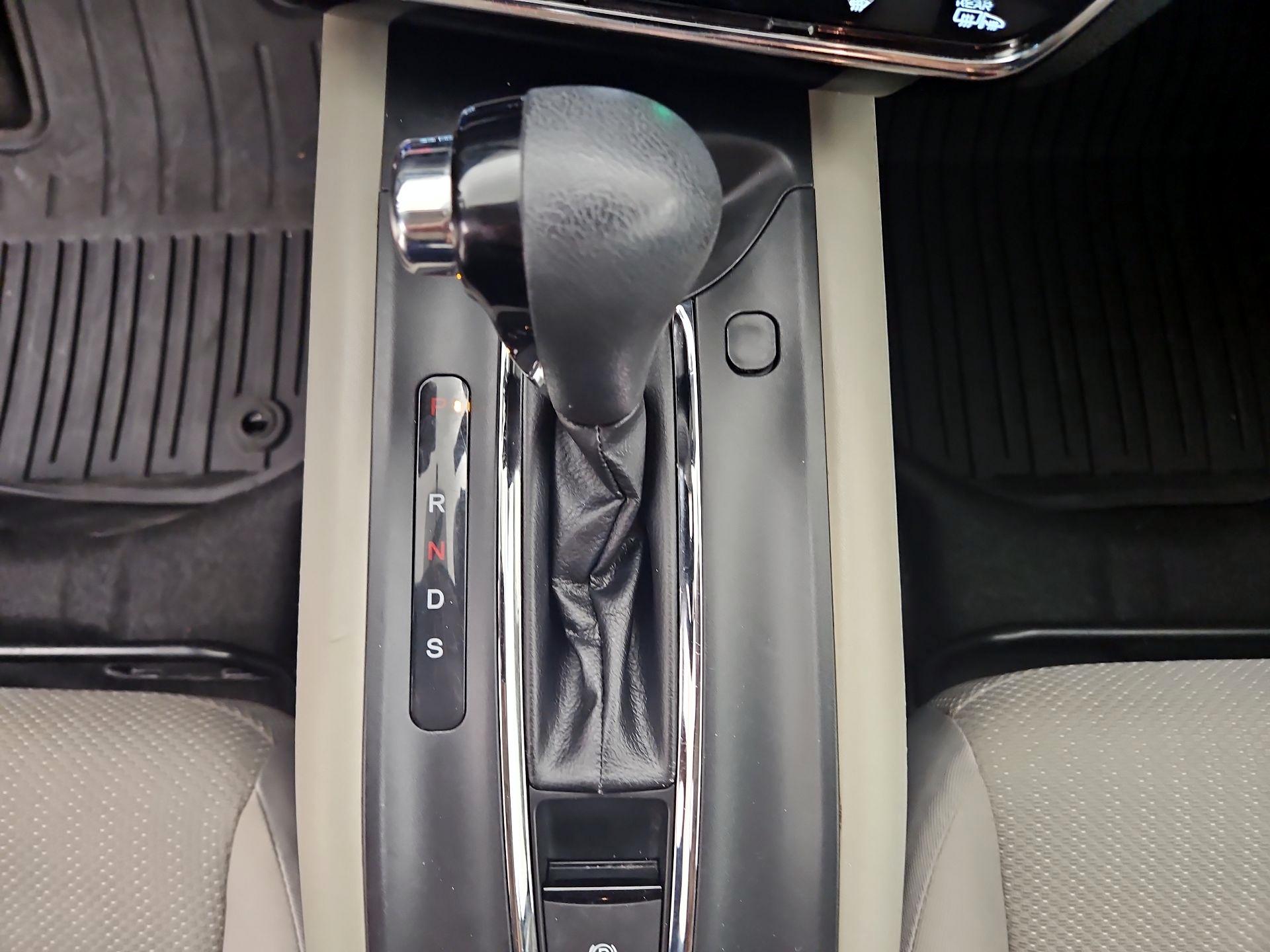 Thumbnail: 2018 Honda HR-V - 17