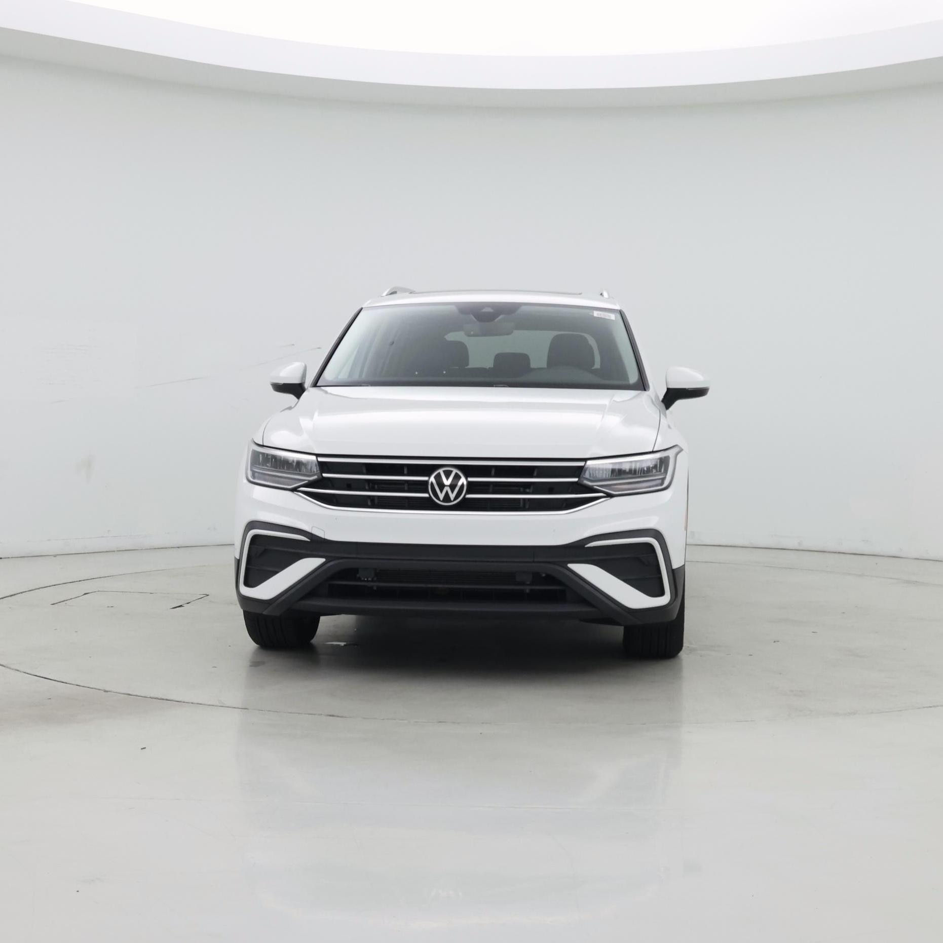 Thumbnail: 2022 Volkswagen Tiguan - 5