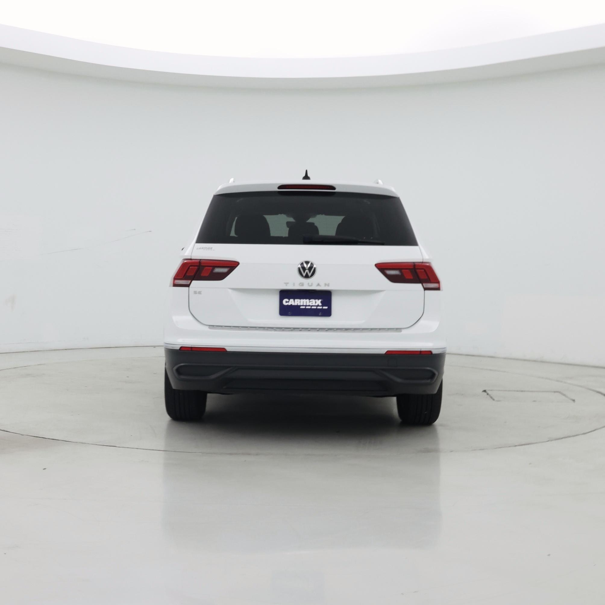 Thumbnail: 2022 Volkswagen Tiguan - 6