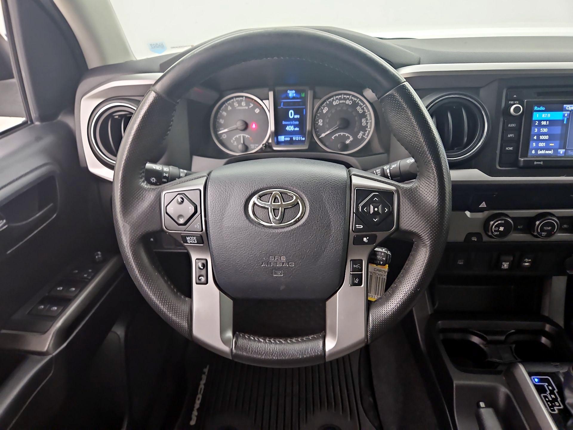 Thumbnail: 2019 Toyota Tacoma - 10