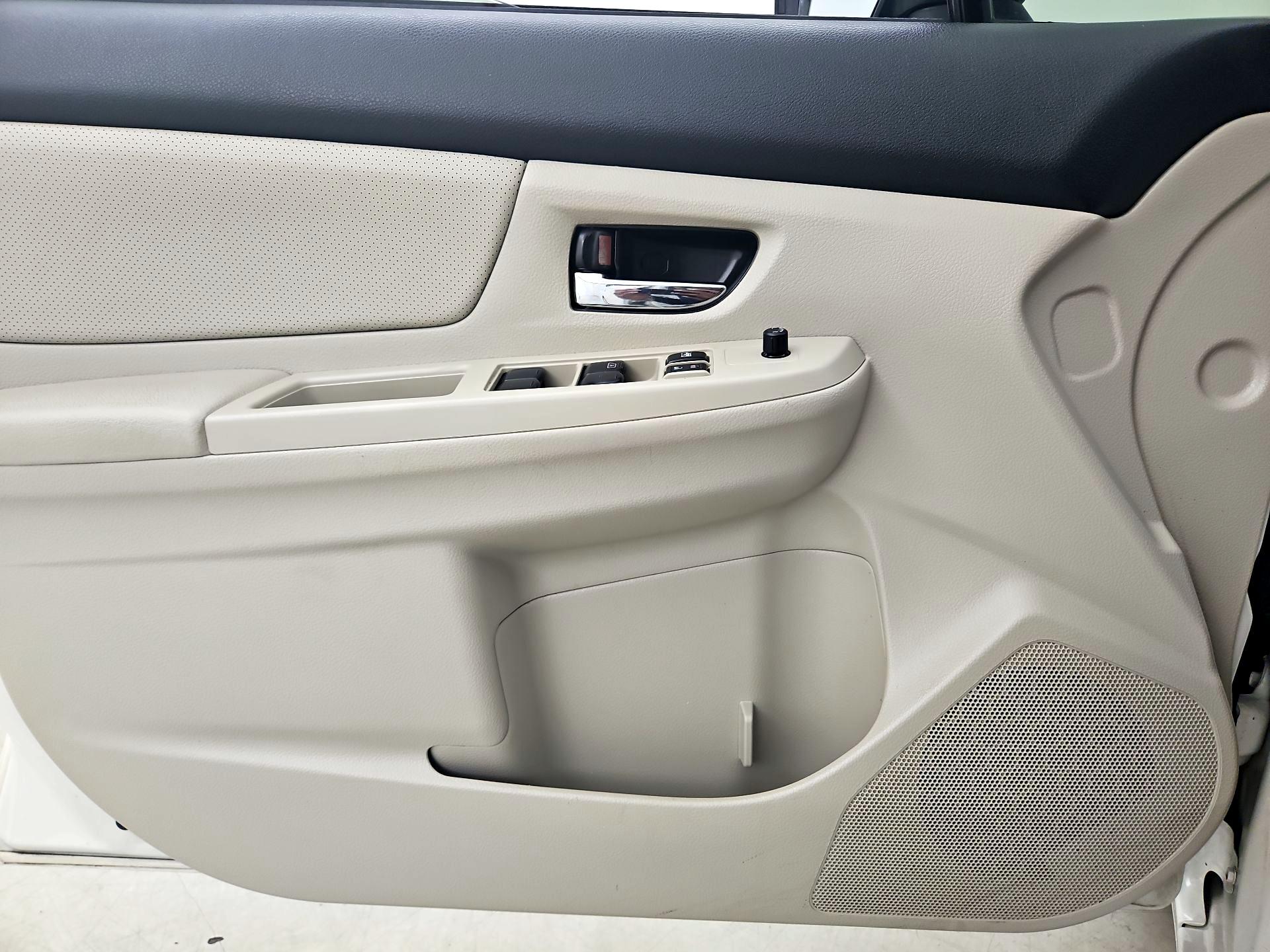 Thumbnail: 2014 Subaru Impreza - 12