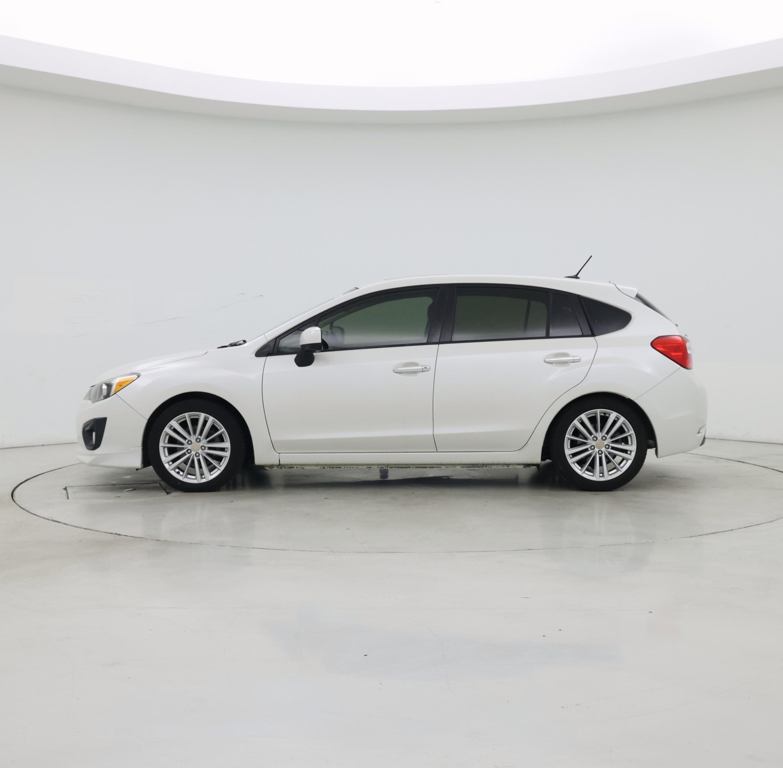 Thumbnail: 2014 Subaru Impreza - 3