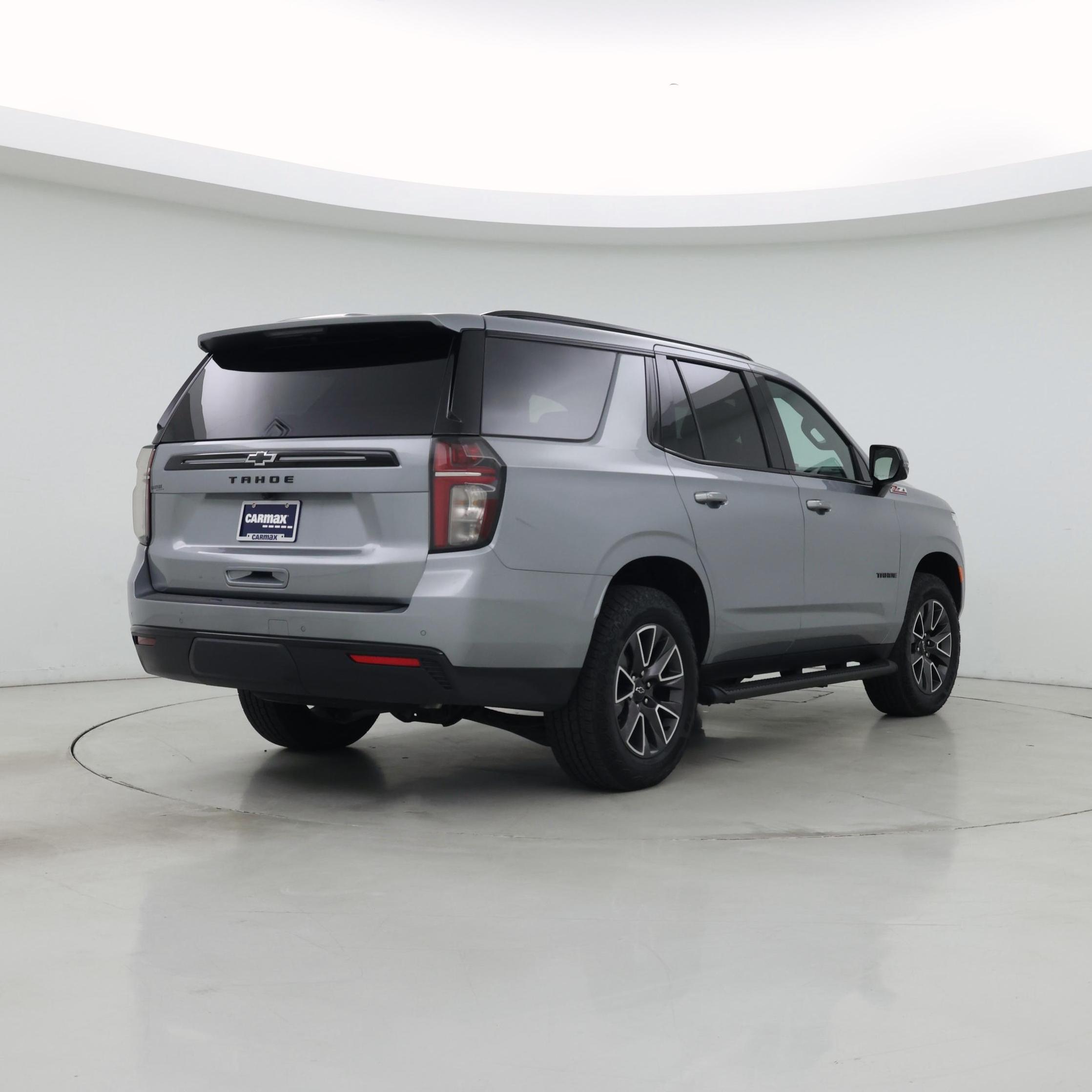 Thumbnail: 2024 Chevrolet Tahoe - 8