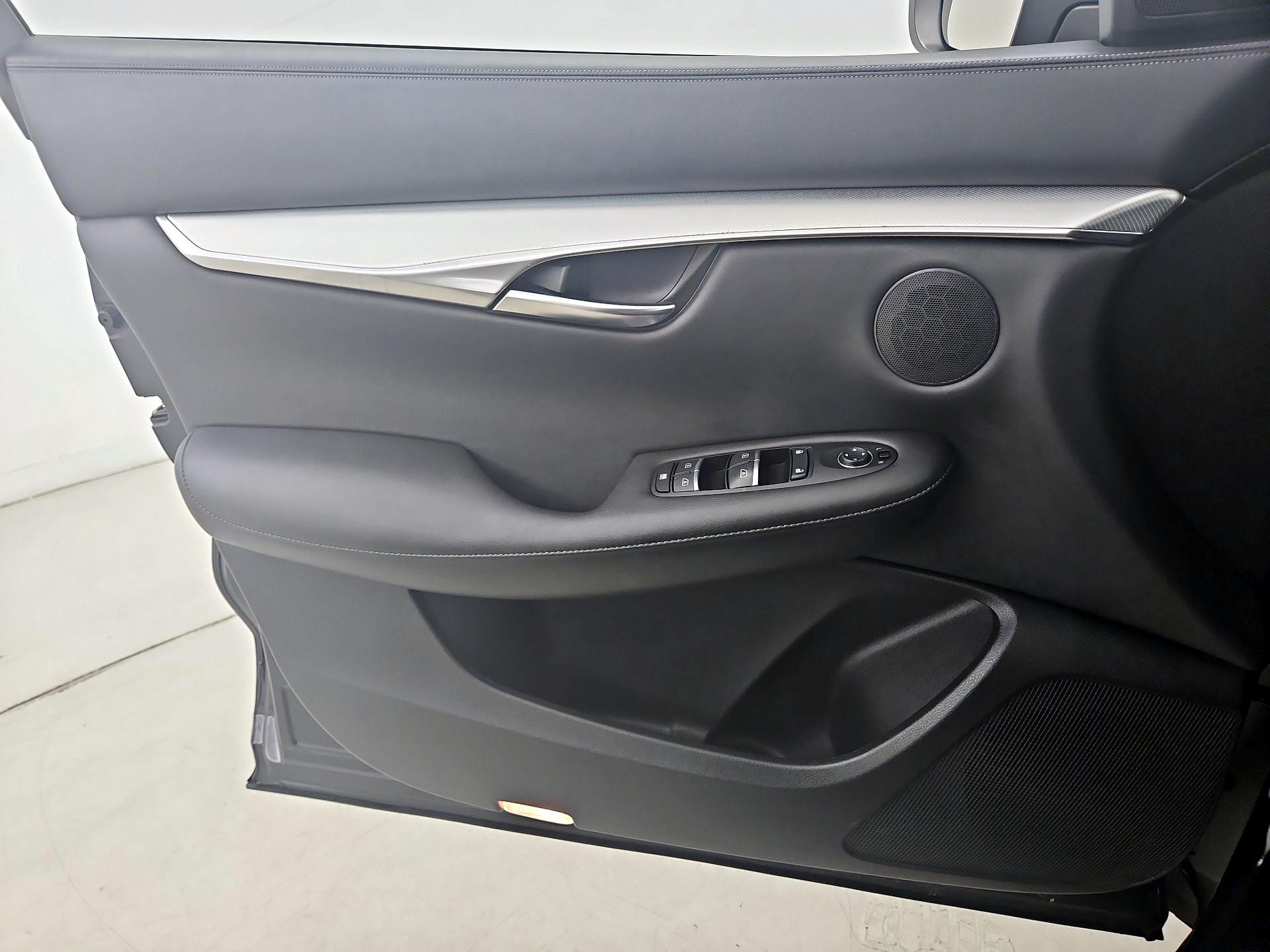 Thumbnail: 2019 INFINITI QX50 - 12