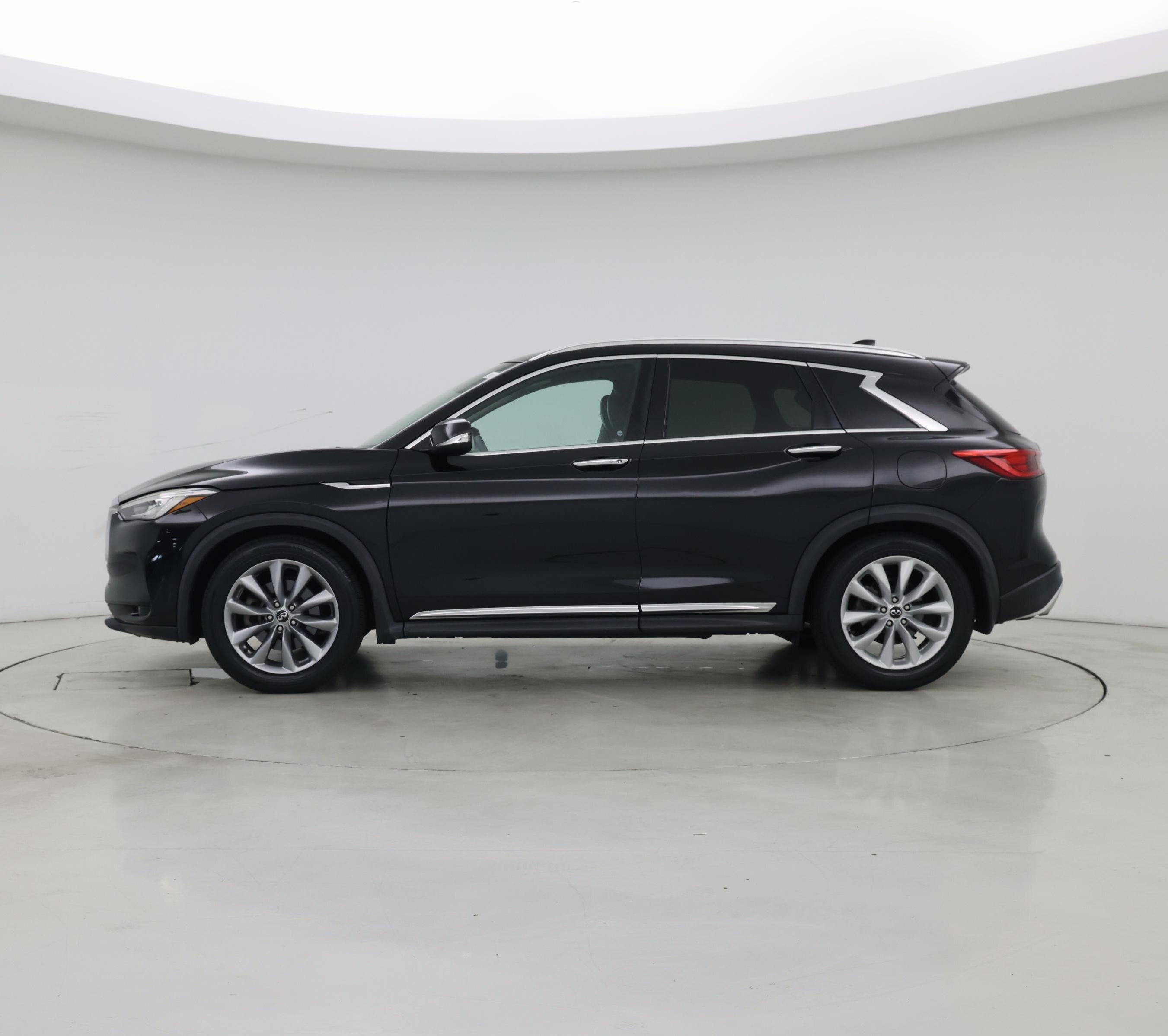 Thumbnail: 2019 INFINITI QX50 - 3
