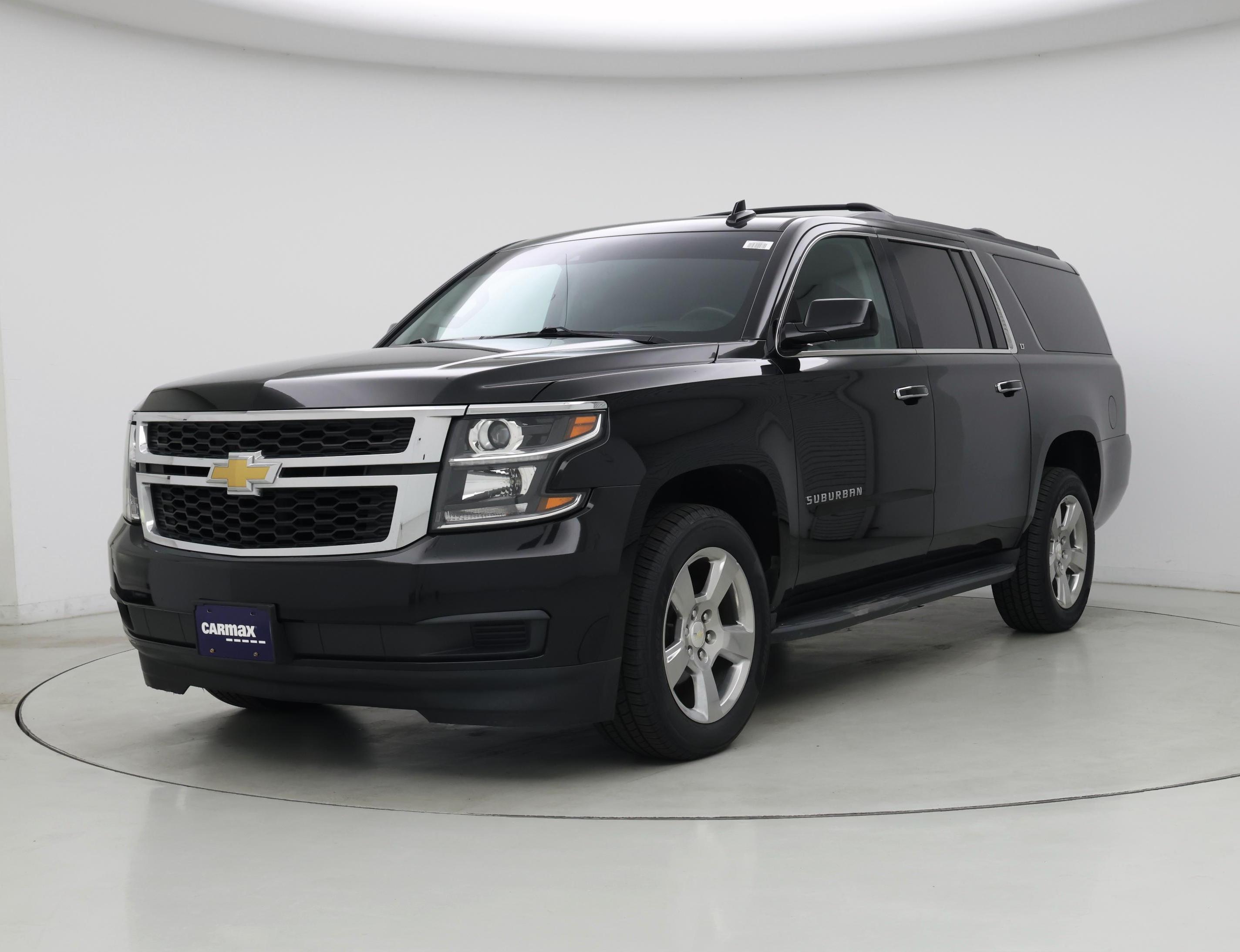 Thumbnail: 2019 Chevrolet Suburban - 4