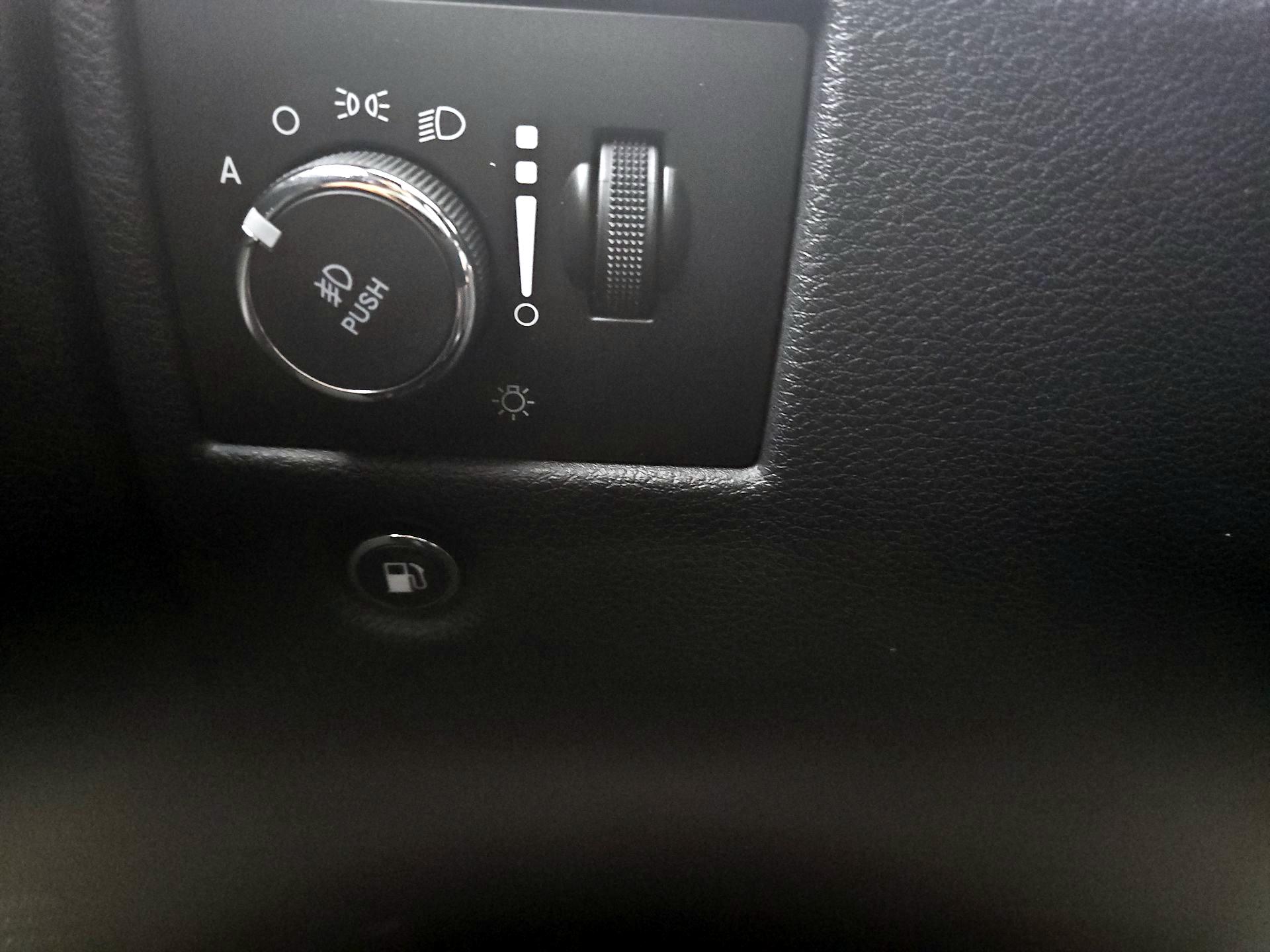 Thumbnail: 2019 Jeep Grand Cherokee - 13