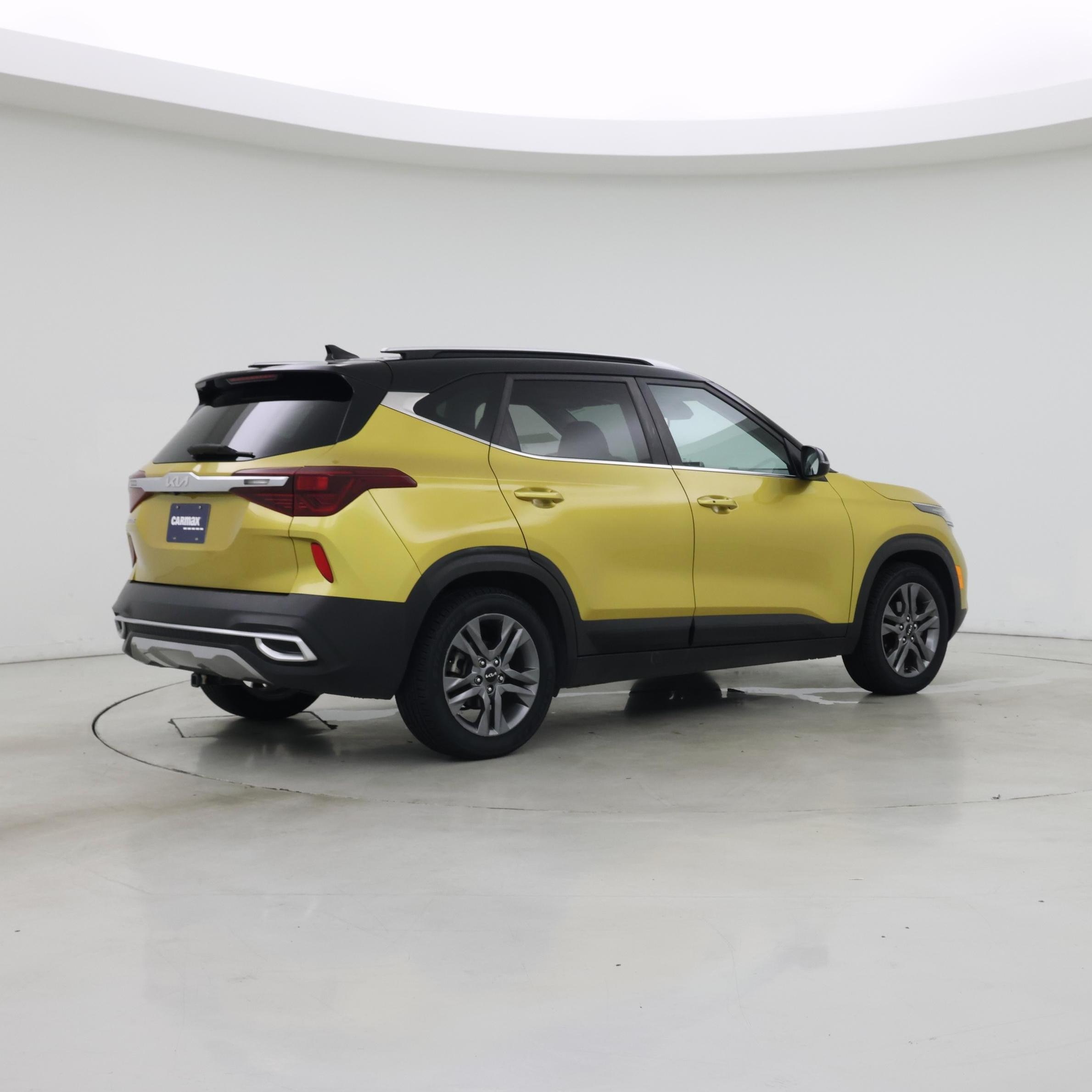 Thumbnail: 2022 Kia Seltos - 6