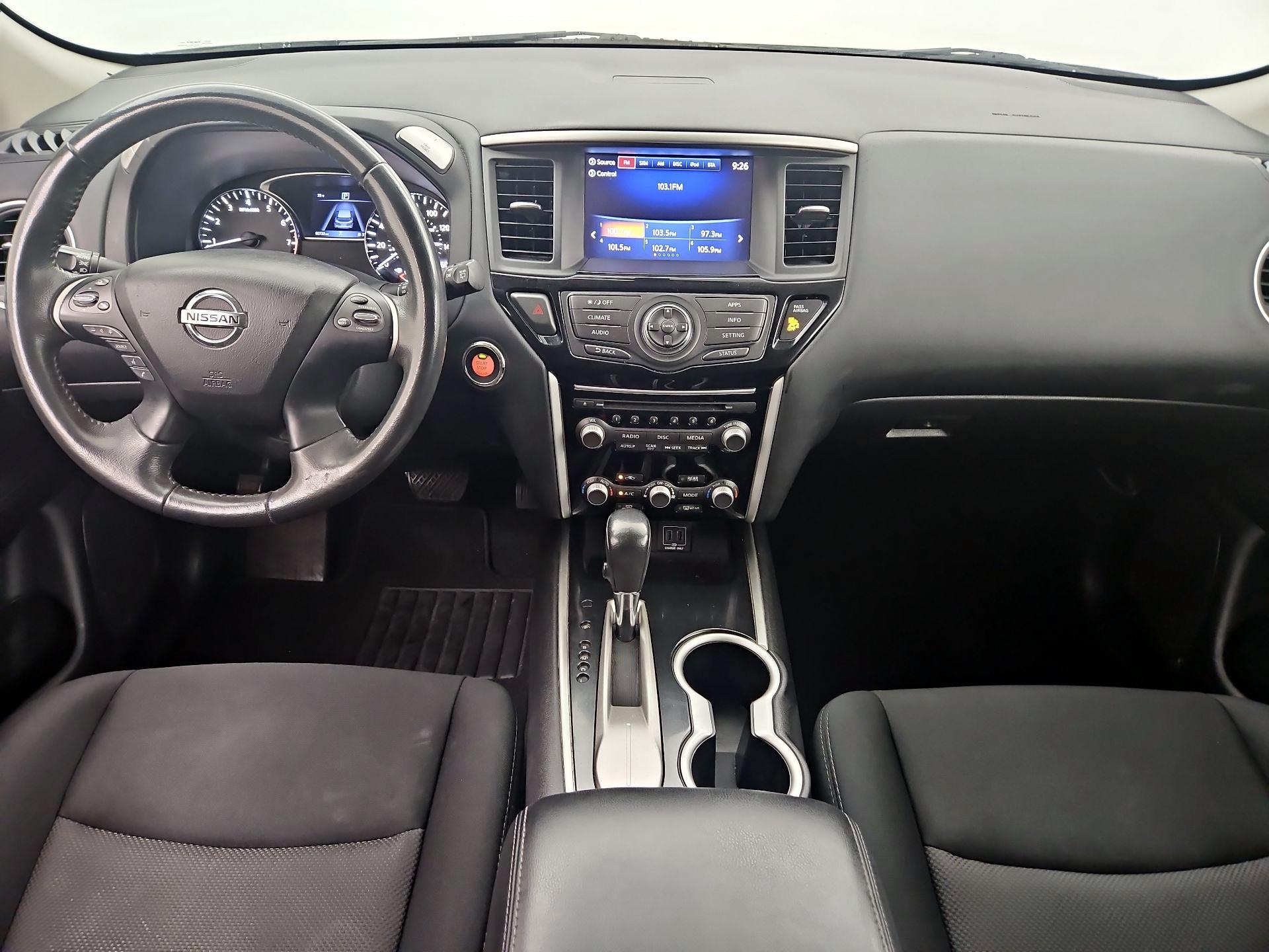 Thumbnail: 2018 Nissan Pathfinder - 9