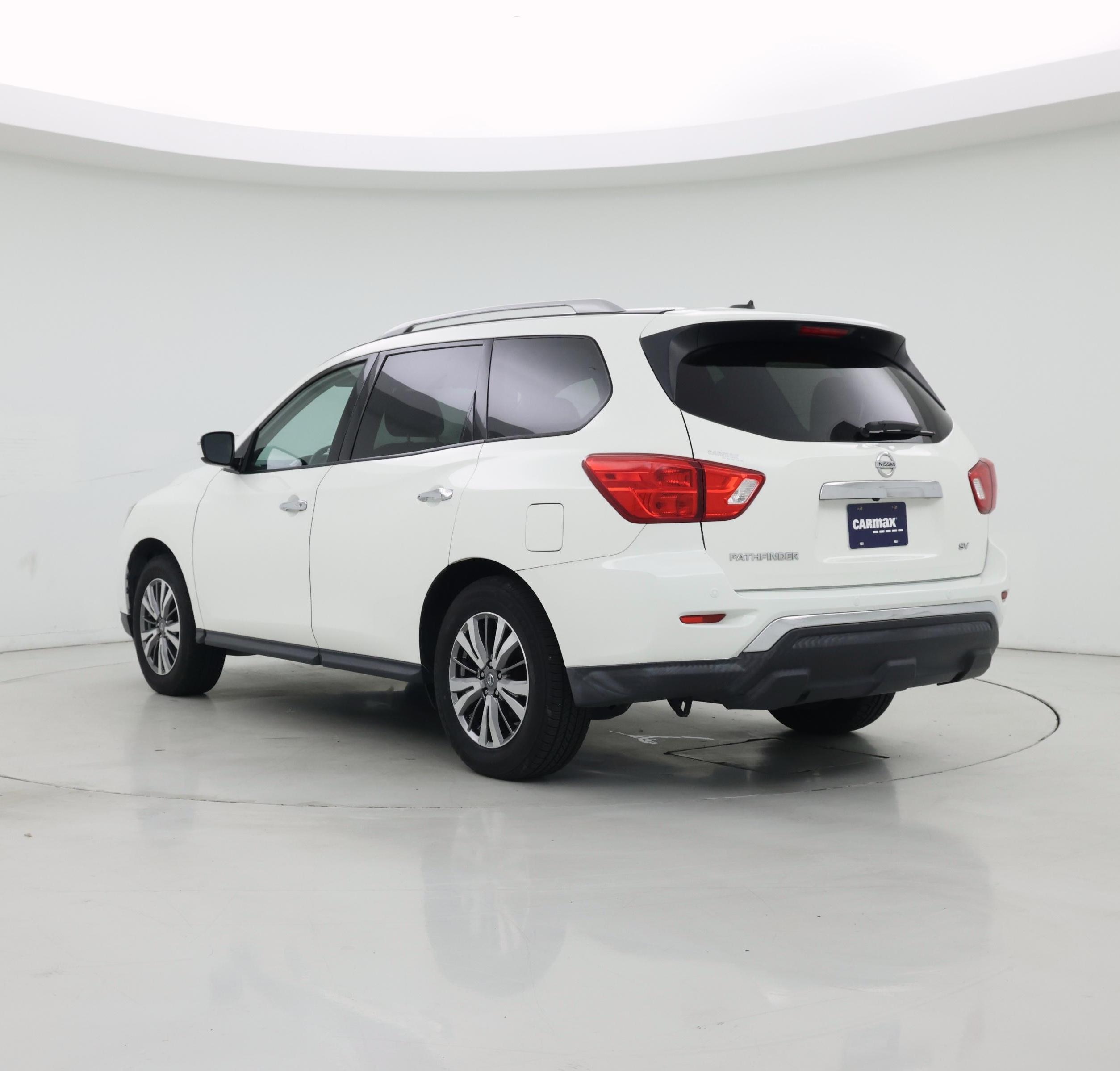 Thumbnail: 2018 Nissan Pathfinder - 2