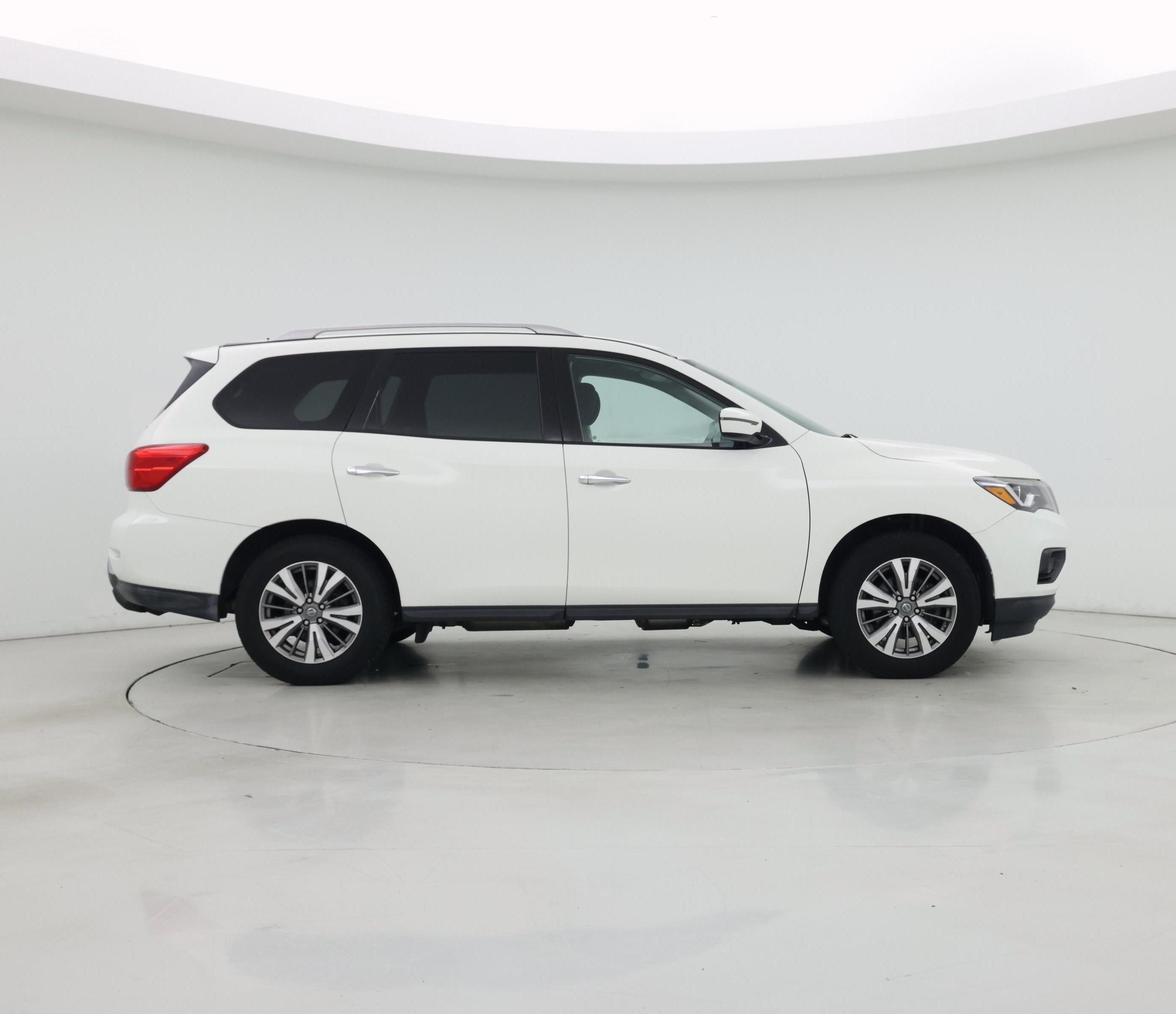 Thumbnail: 2018 Nissan Pathfinder - 7
