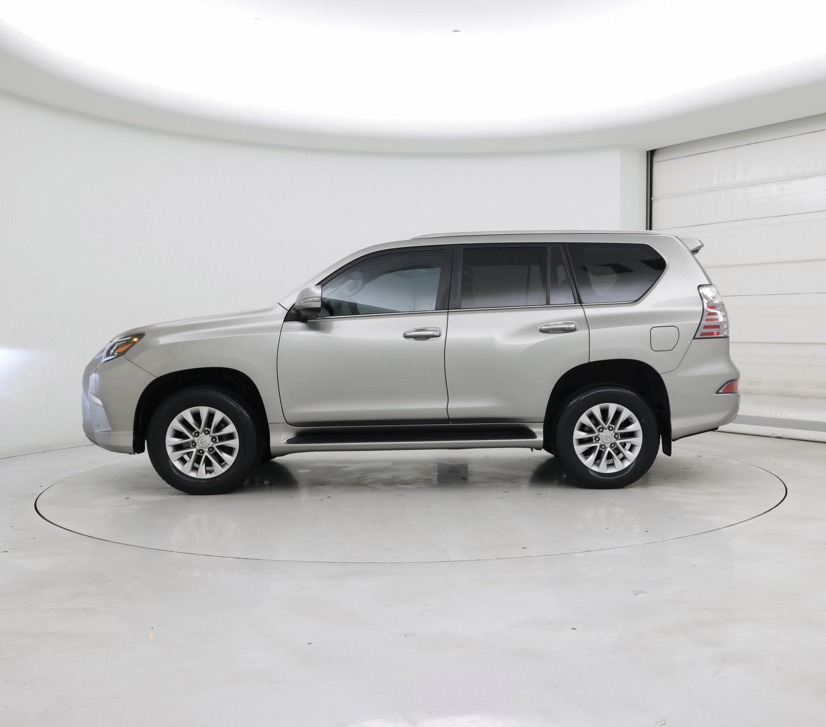 Thumbnail: 2021 Lexus GX - 3