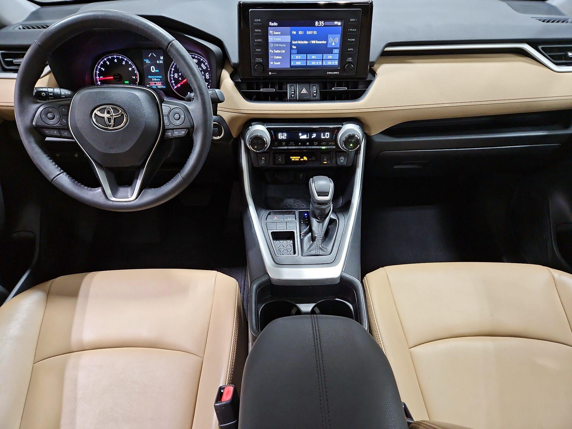 Thumbnail: 2021 Toyota RAV4 - 9