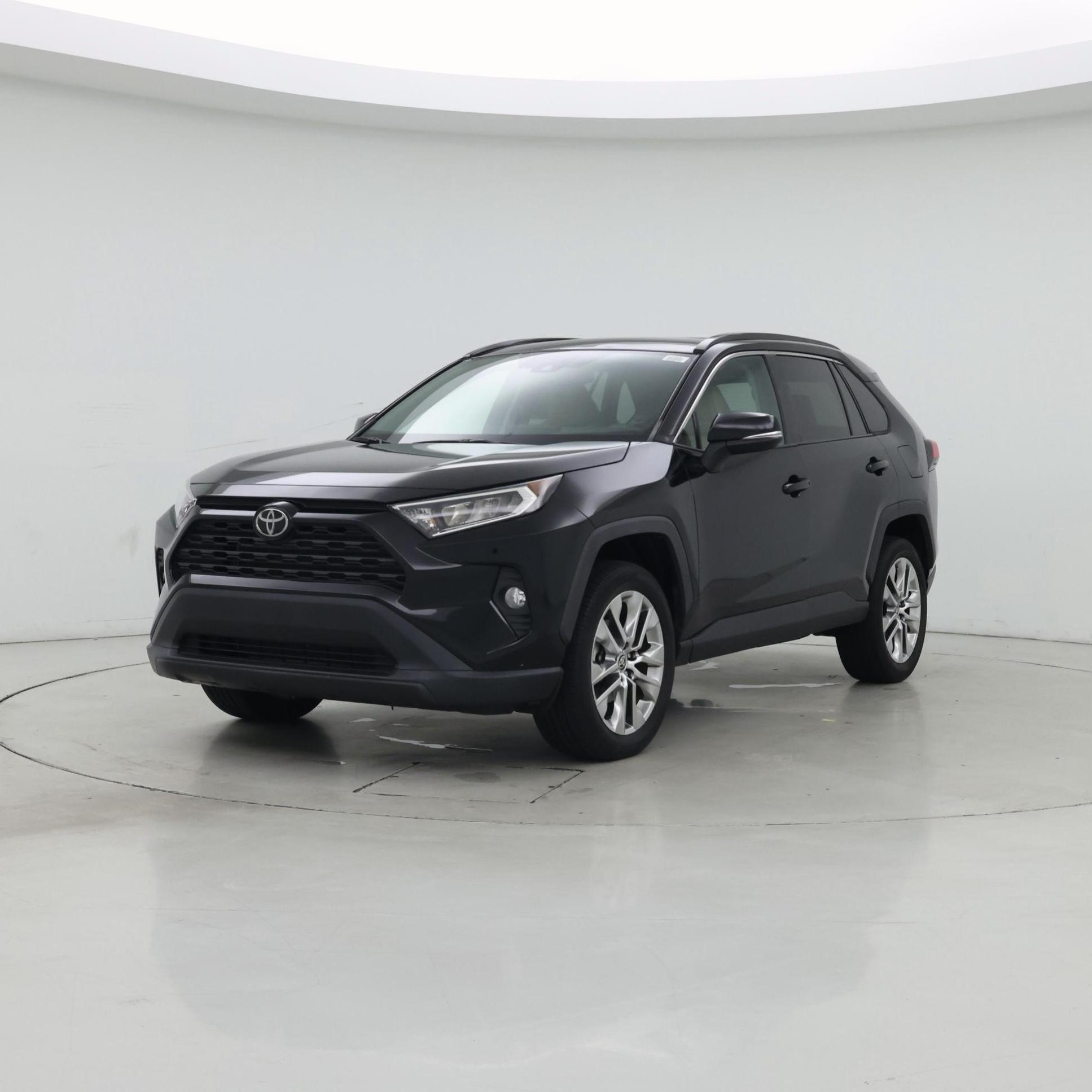 Thumbnail: 2021 Toyota RAV4 - 4
