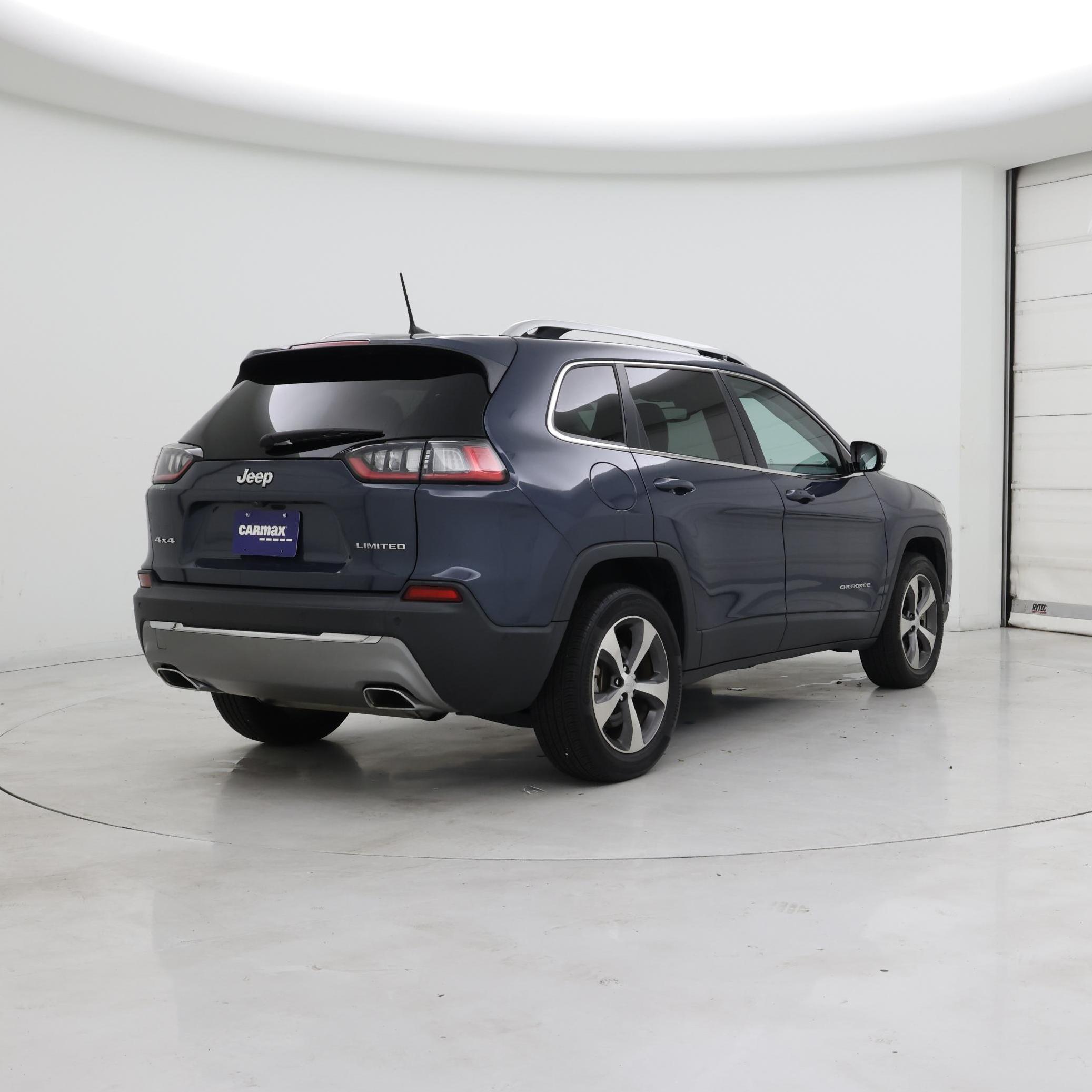 Thumbnail: 2021 Jeep Cherokee - 8