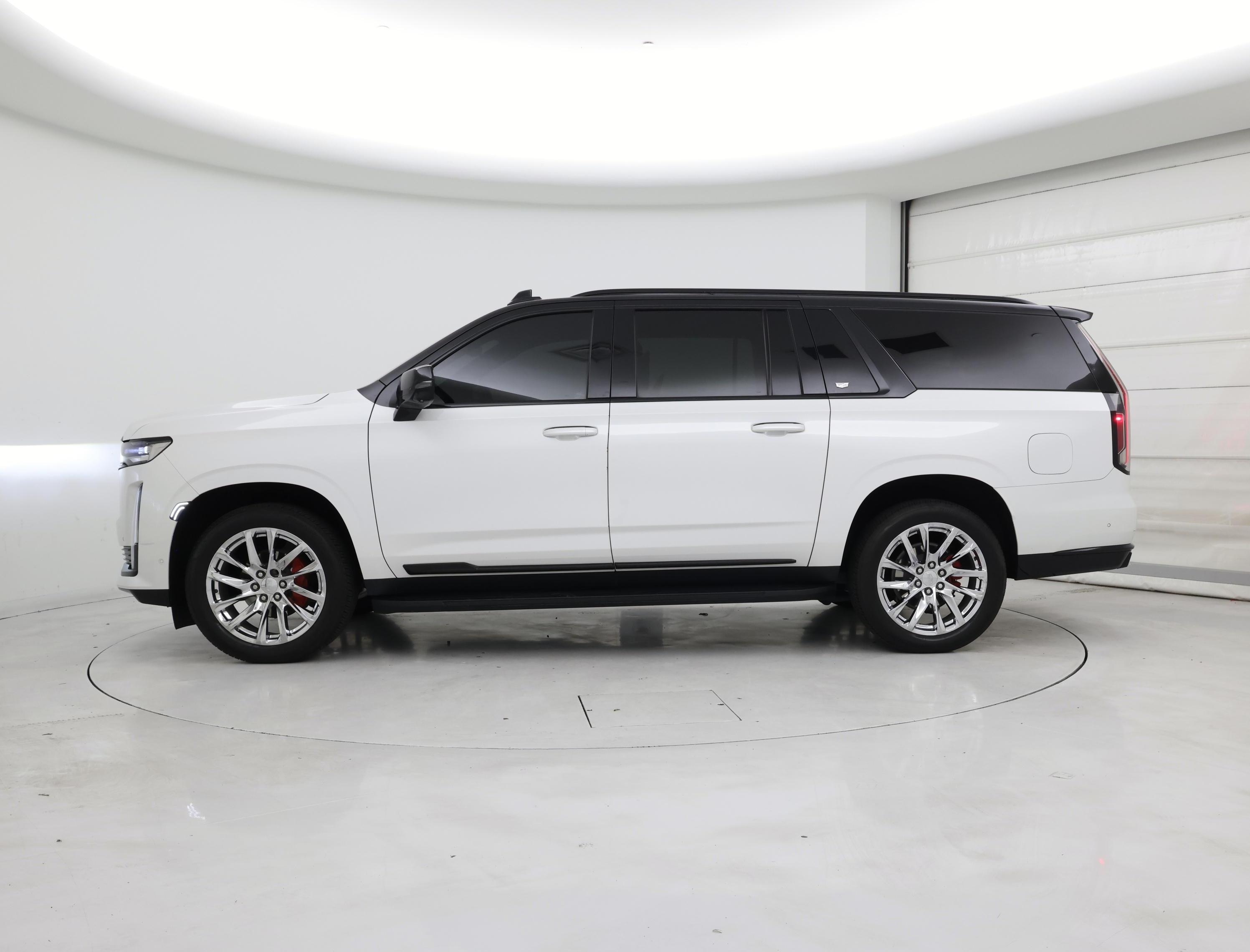 Thumbnail: 2023 Cadillac Escalade - 3