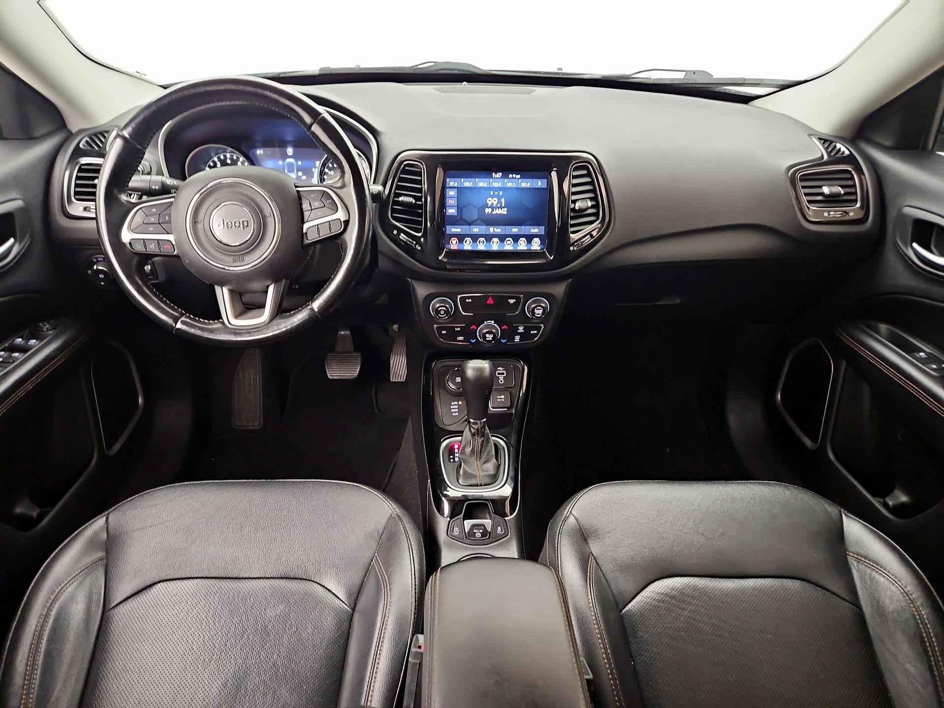 Thumbnail: 2020 Jeep Compass - 9