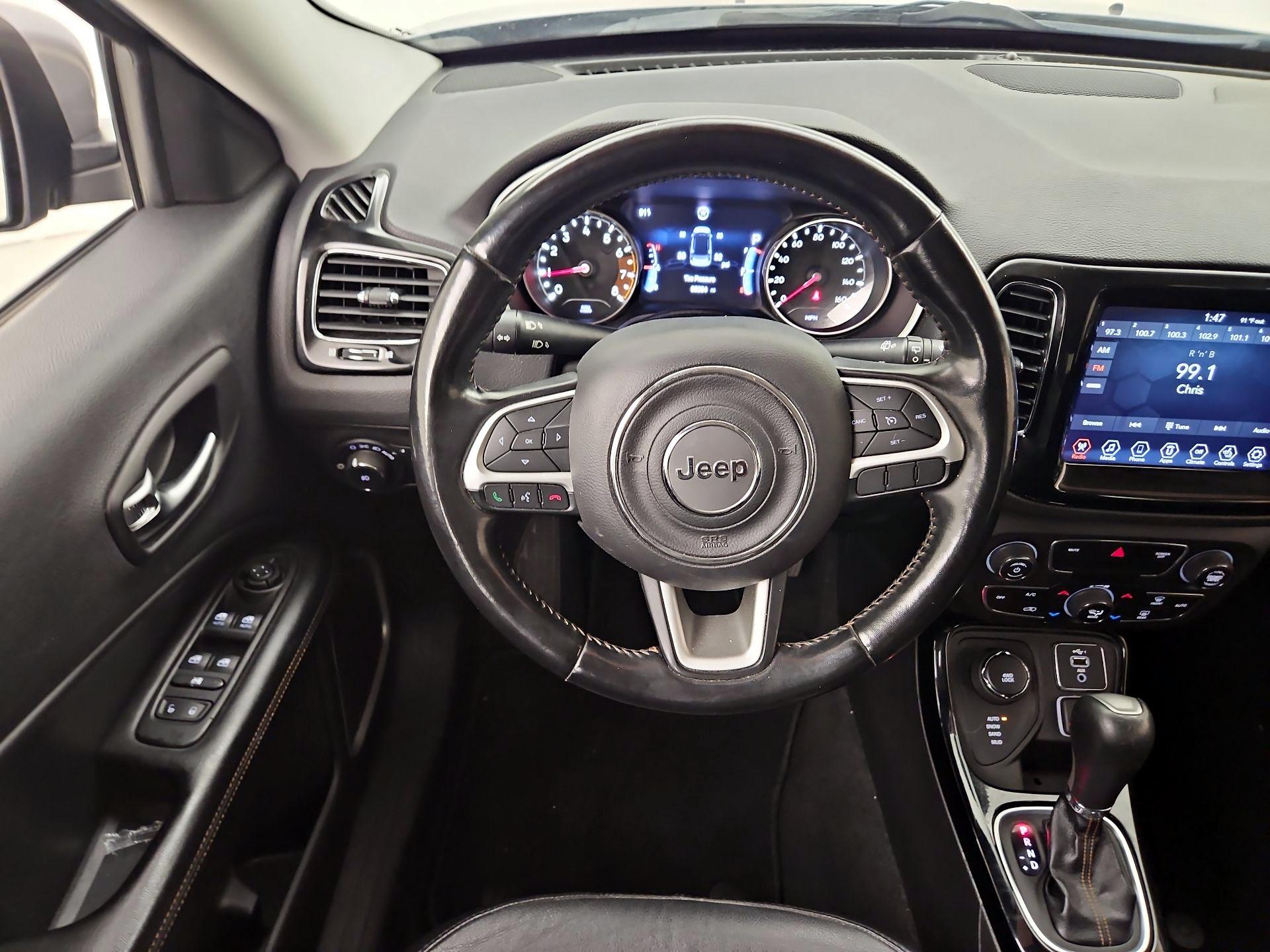 Thumbnail: 2020 Jeep Compass - 10