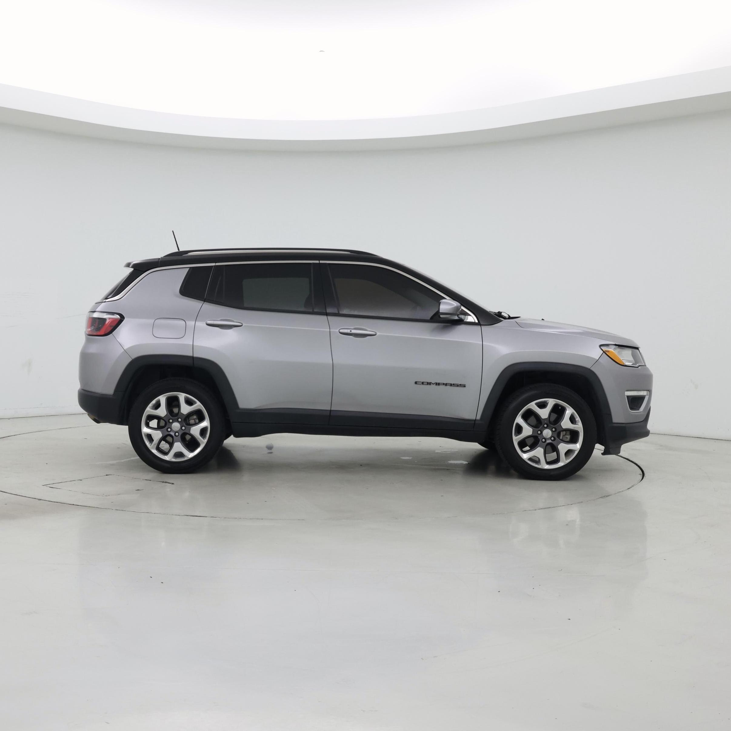Thumbnail: 2020 Jeep Compass - 7