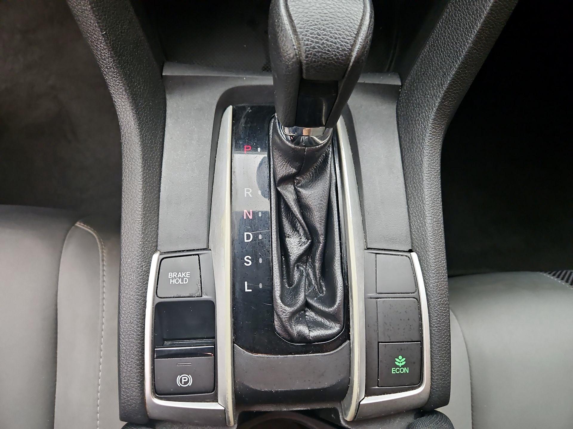 Thumbnail: 2019 Honda Civic - 17