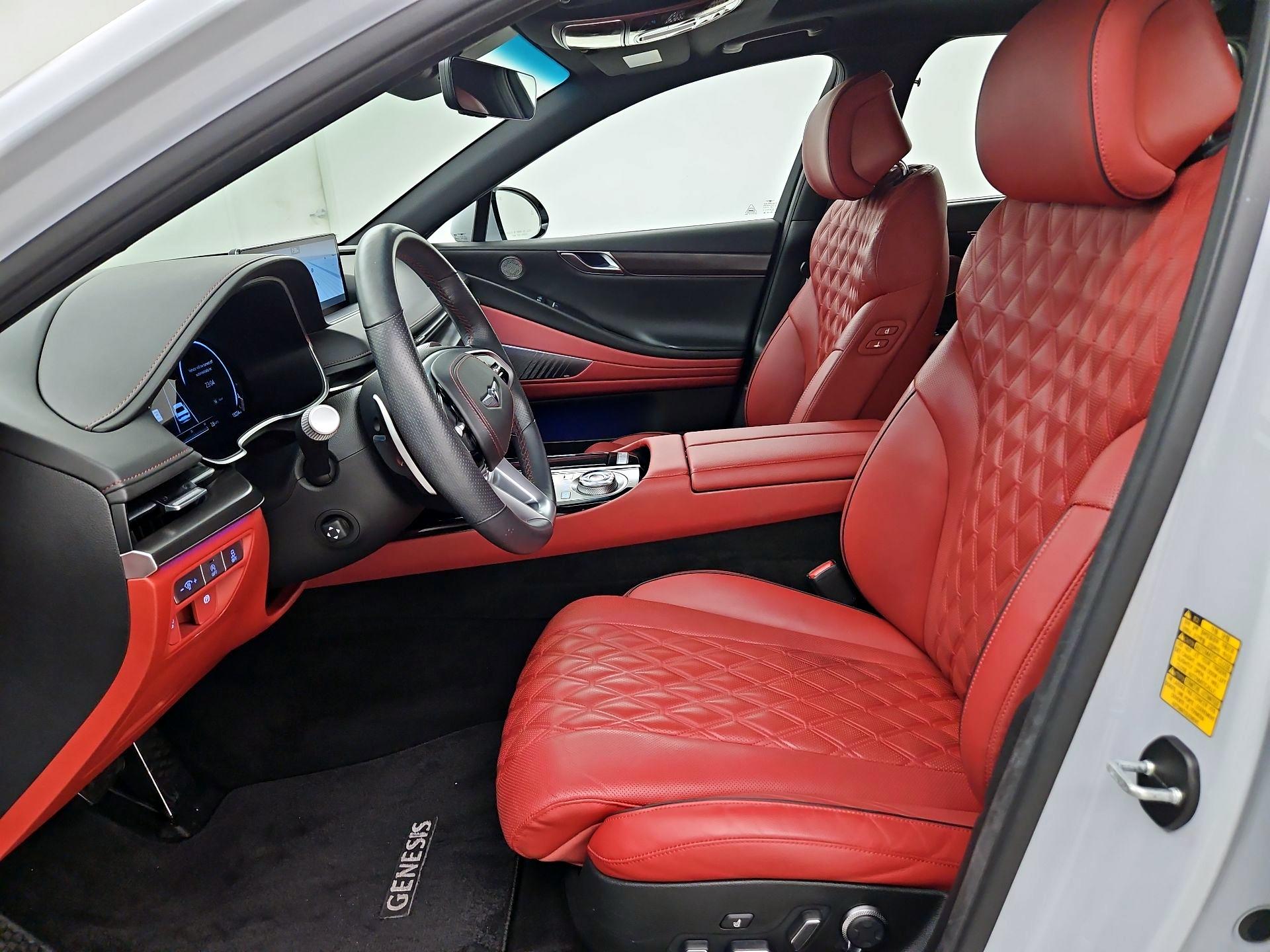 Thumbnail: 2023 Genesis G80 - 11