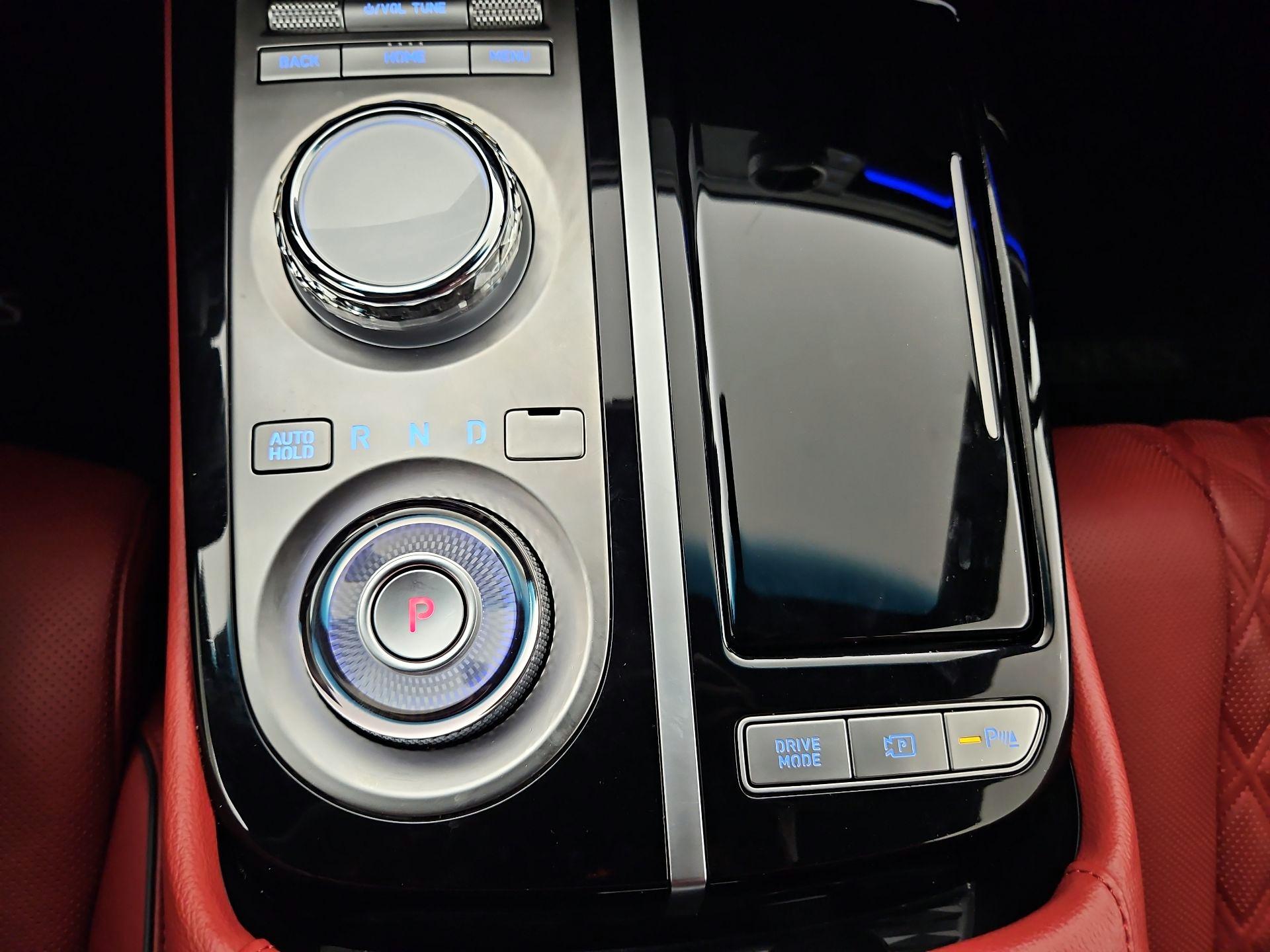 Thumbnail: 2023 Genesis G80 - 18