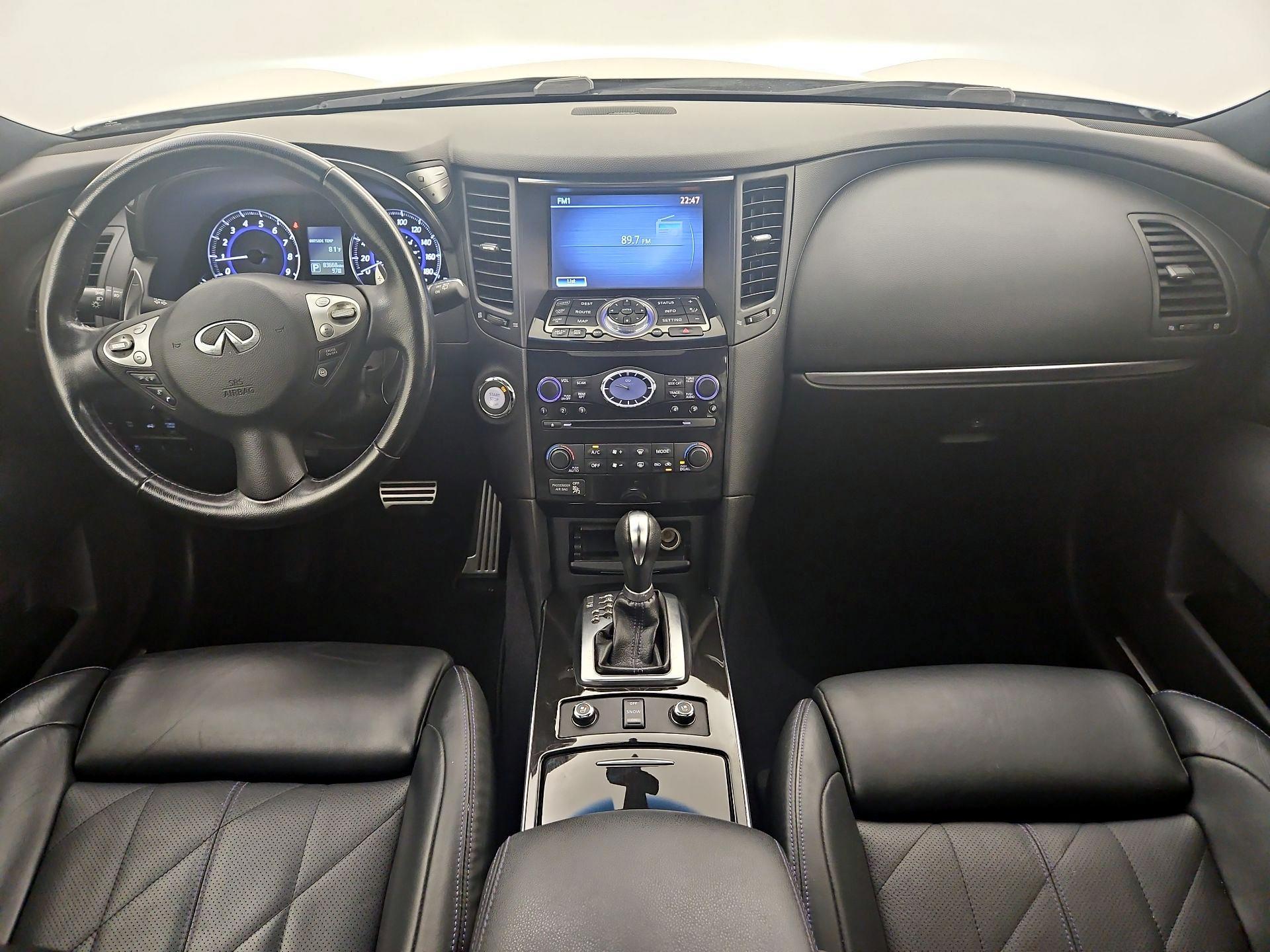 Thumbnail: 2015 INFINITI QX70 - 9