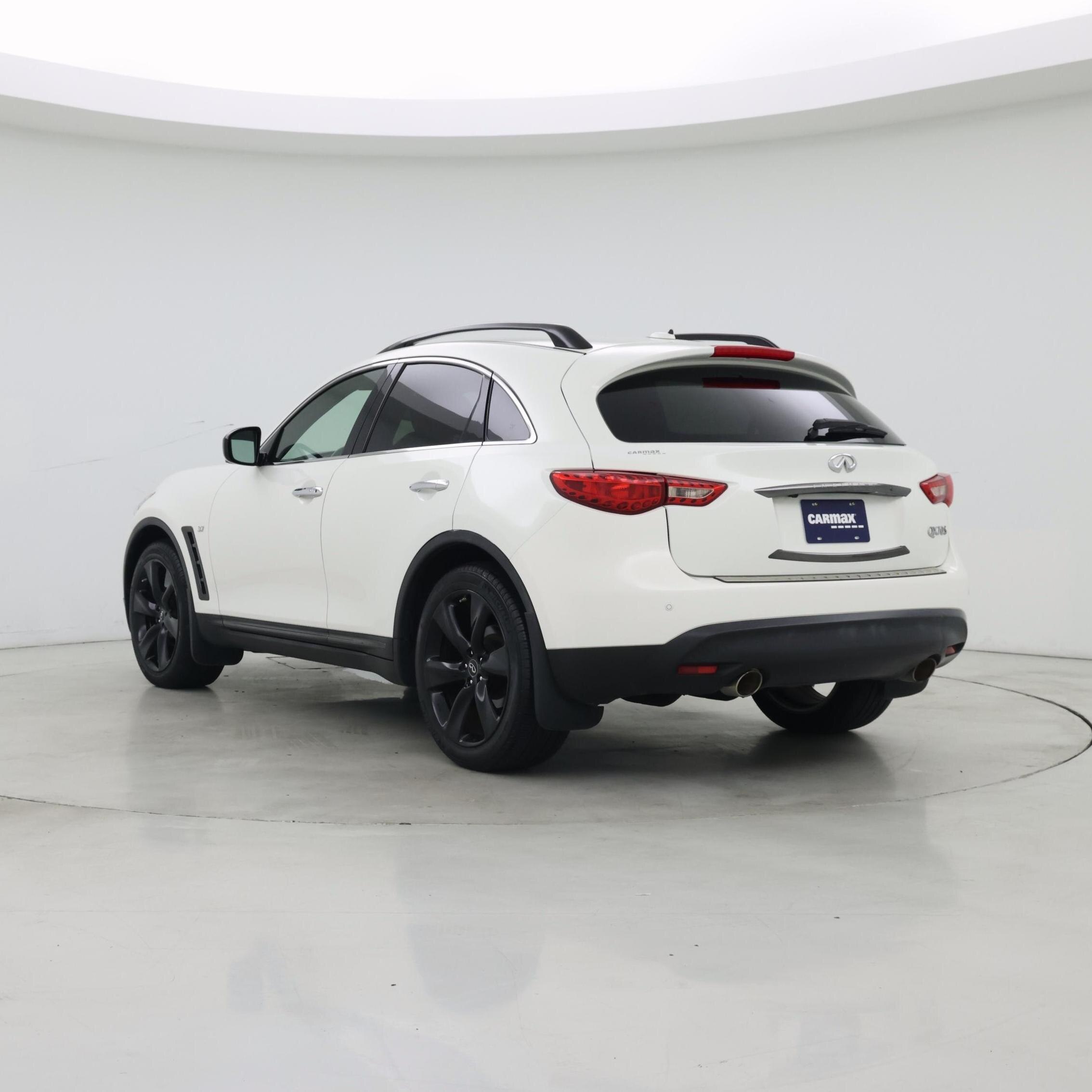 Thumbnail: 2015 INFINITI QX70 - 2