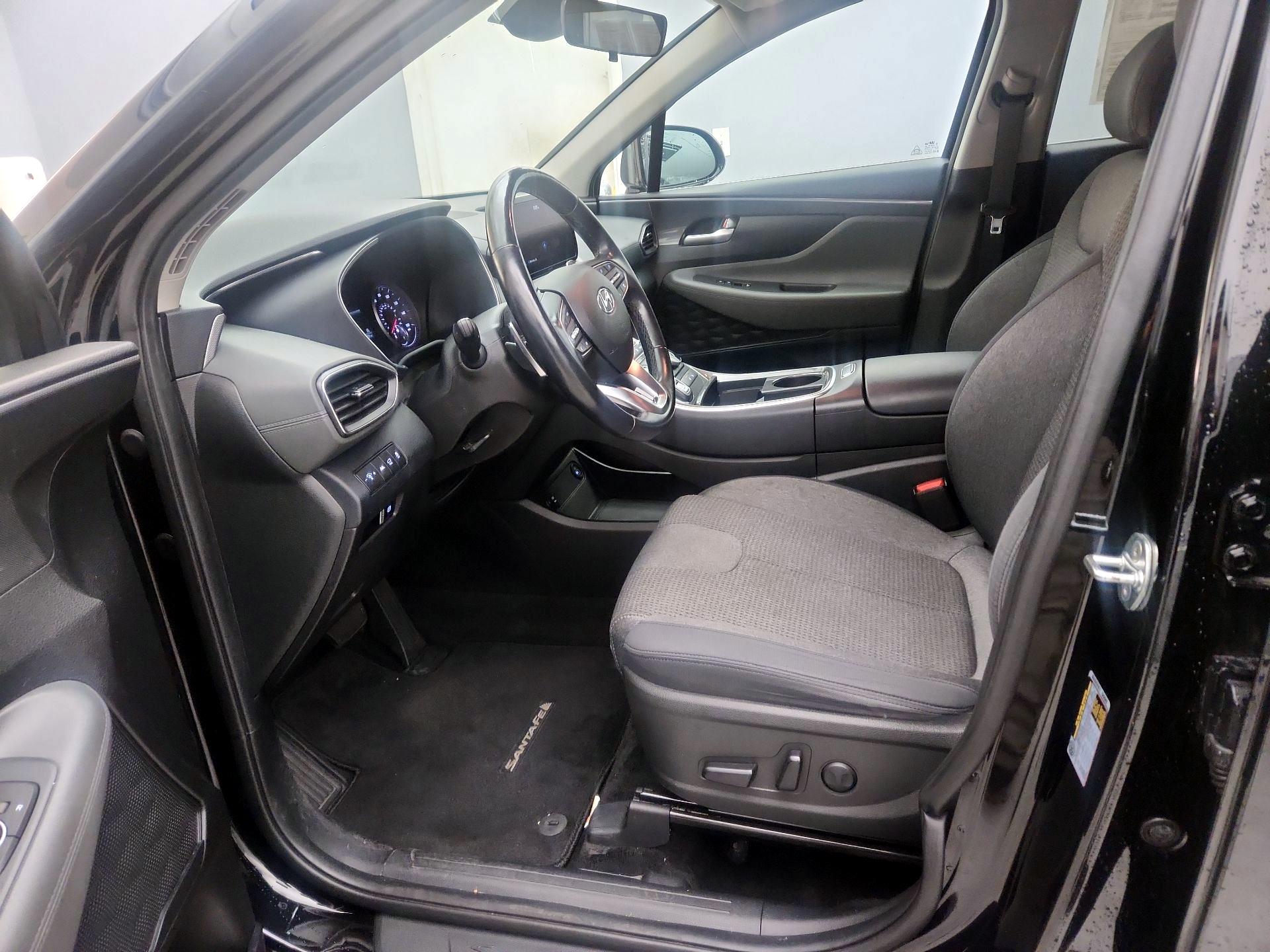 Thumbnail: 2023 Hyundai Santa Fe - 11