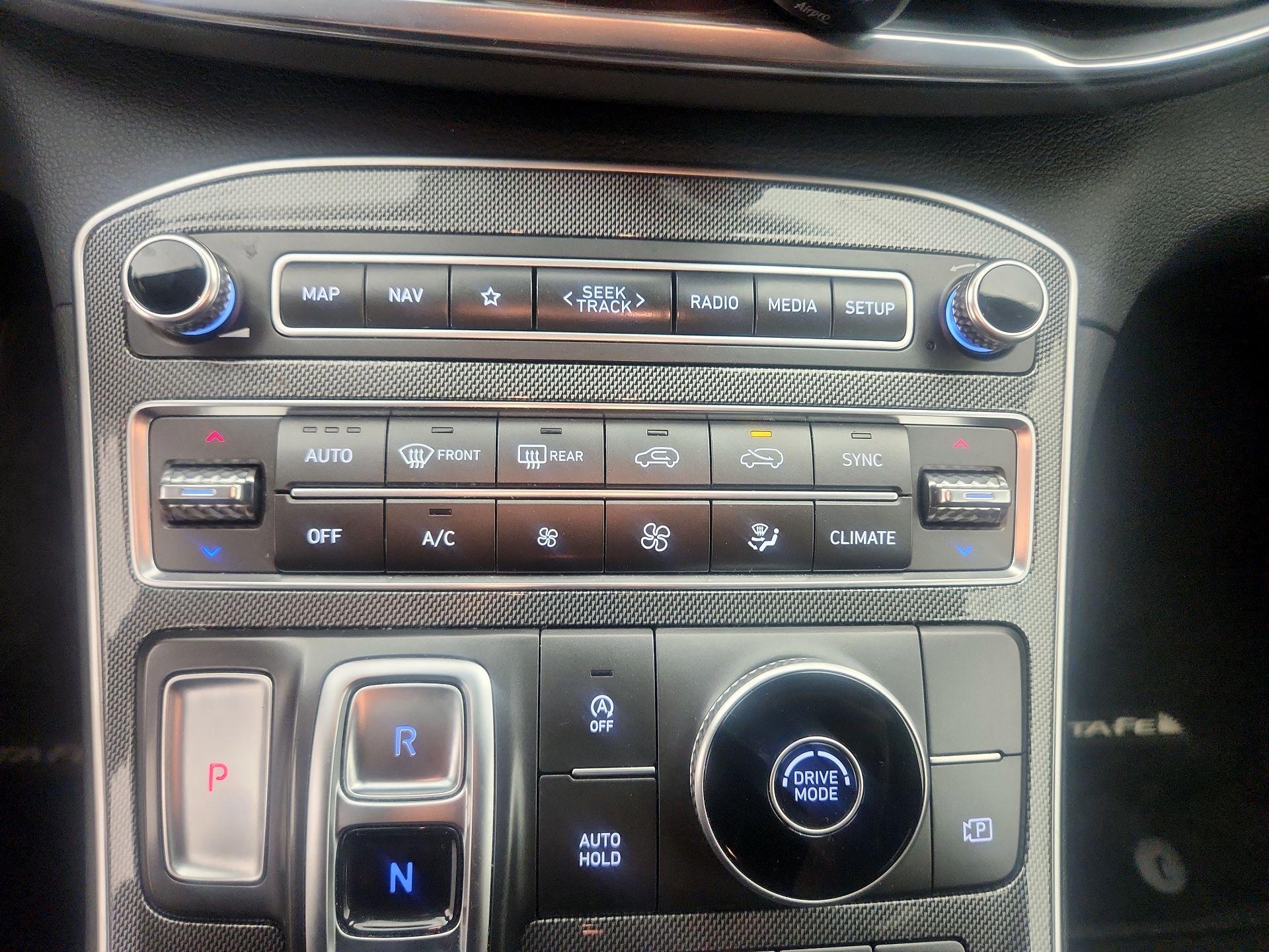 Thumbnail: 2023 Hyundai Santa Fe - 17