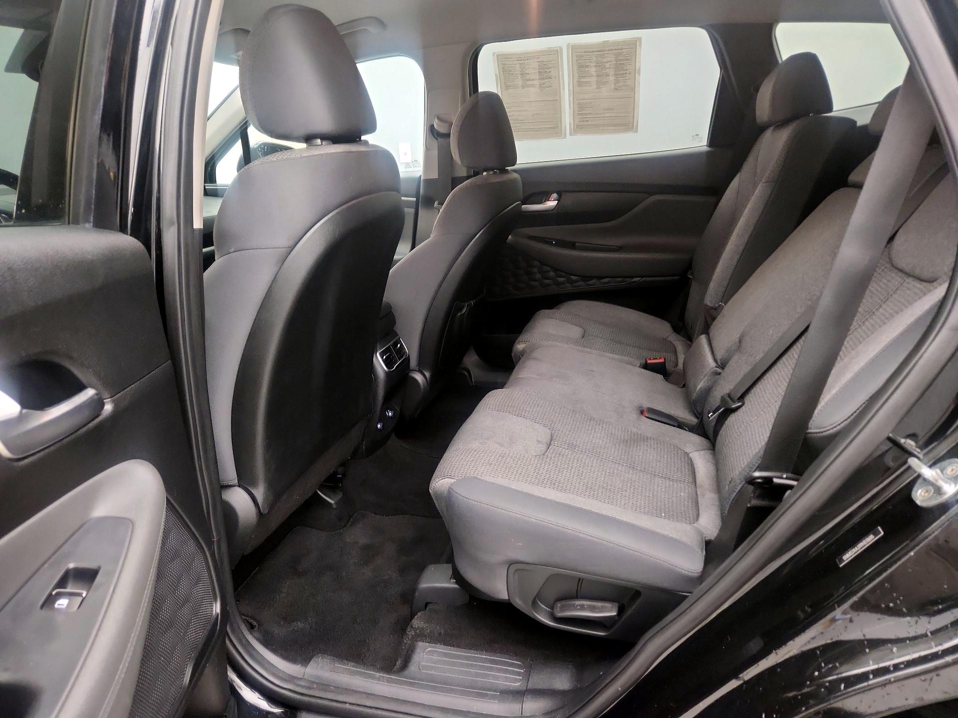 Thumbnail: 2023 Hyundai Santa Fe - 20