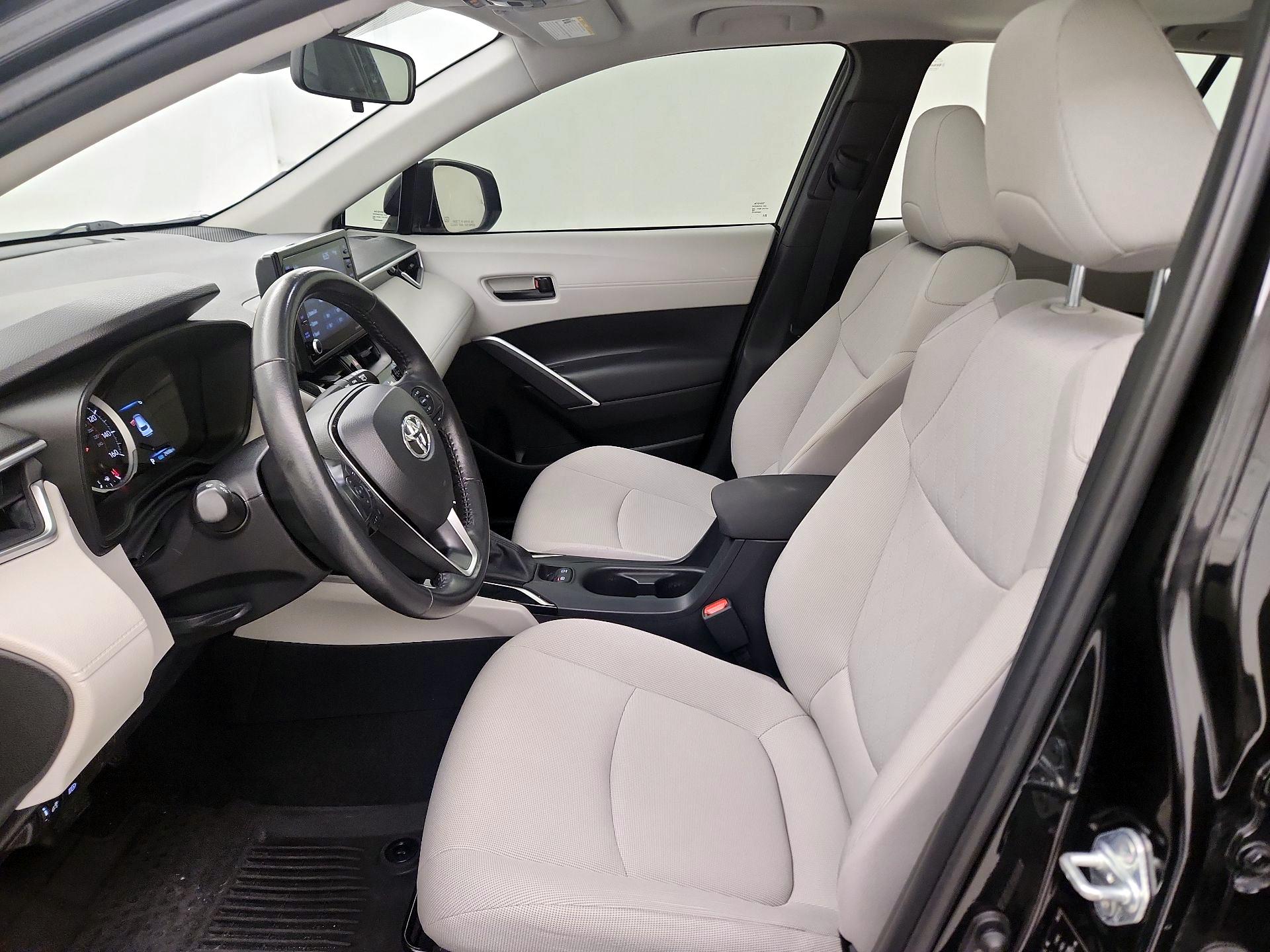 Thumbnail: 2022 Toyota Corolla Cross - 11