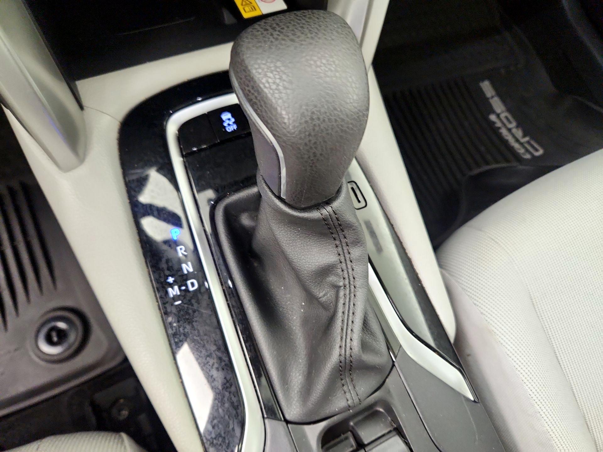 Thumbnail: 2022 Toyota Corolla Cross - 17