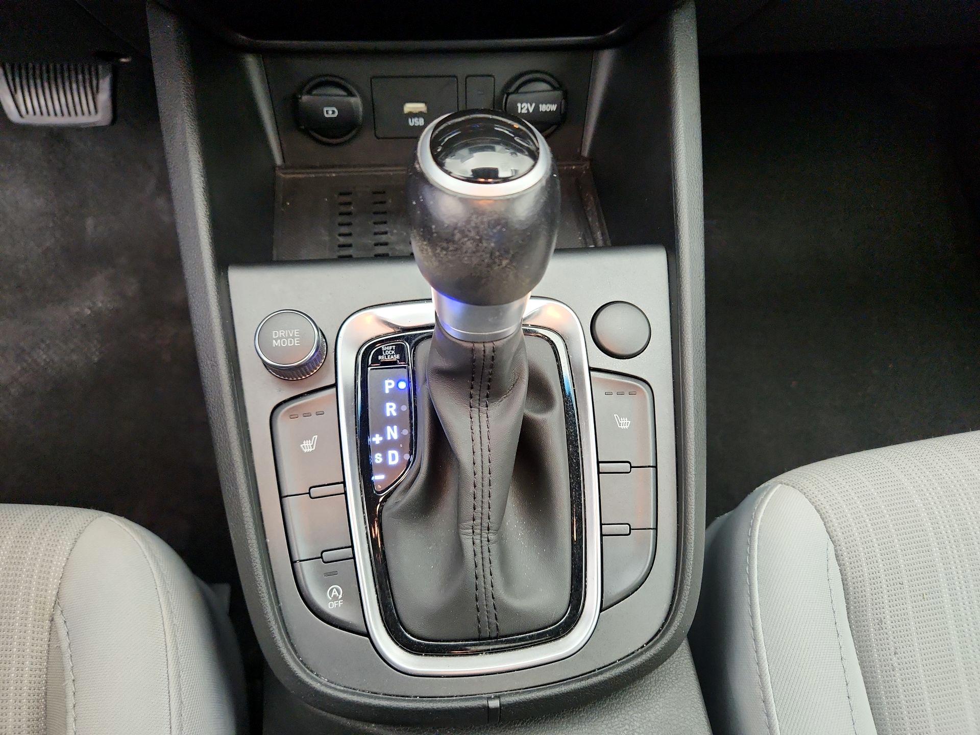 Thumbnail: 2022 Hyundai Kona - 17