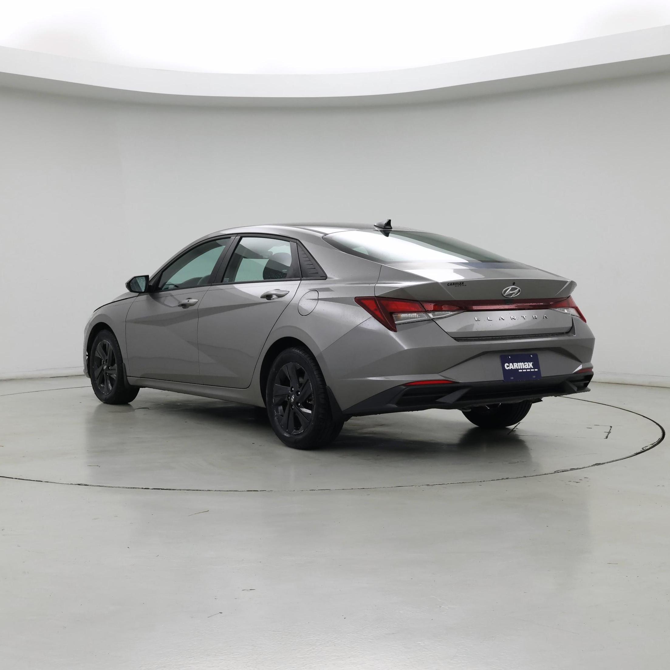 Thumbnail: 2023 Hyundai Elantra - 2