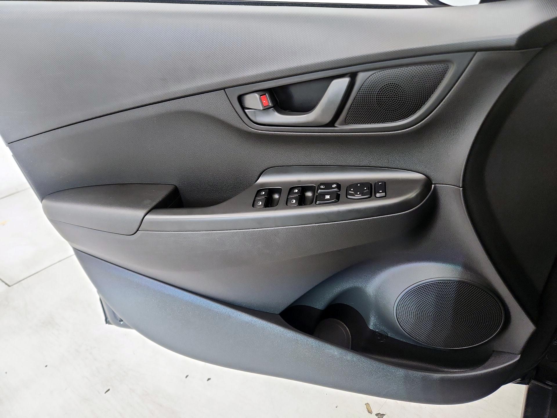 Thumbnail: 2023 Hyundai Kona - 12