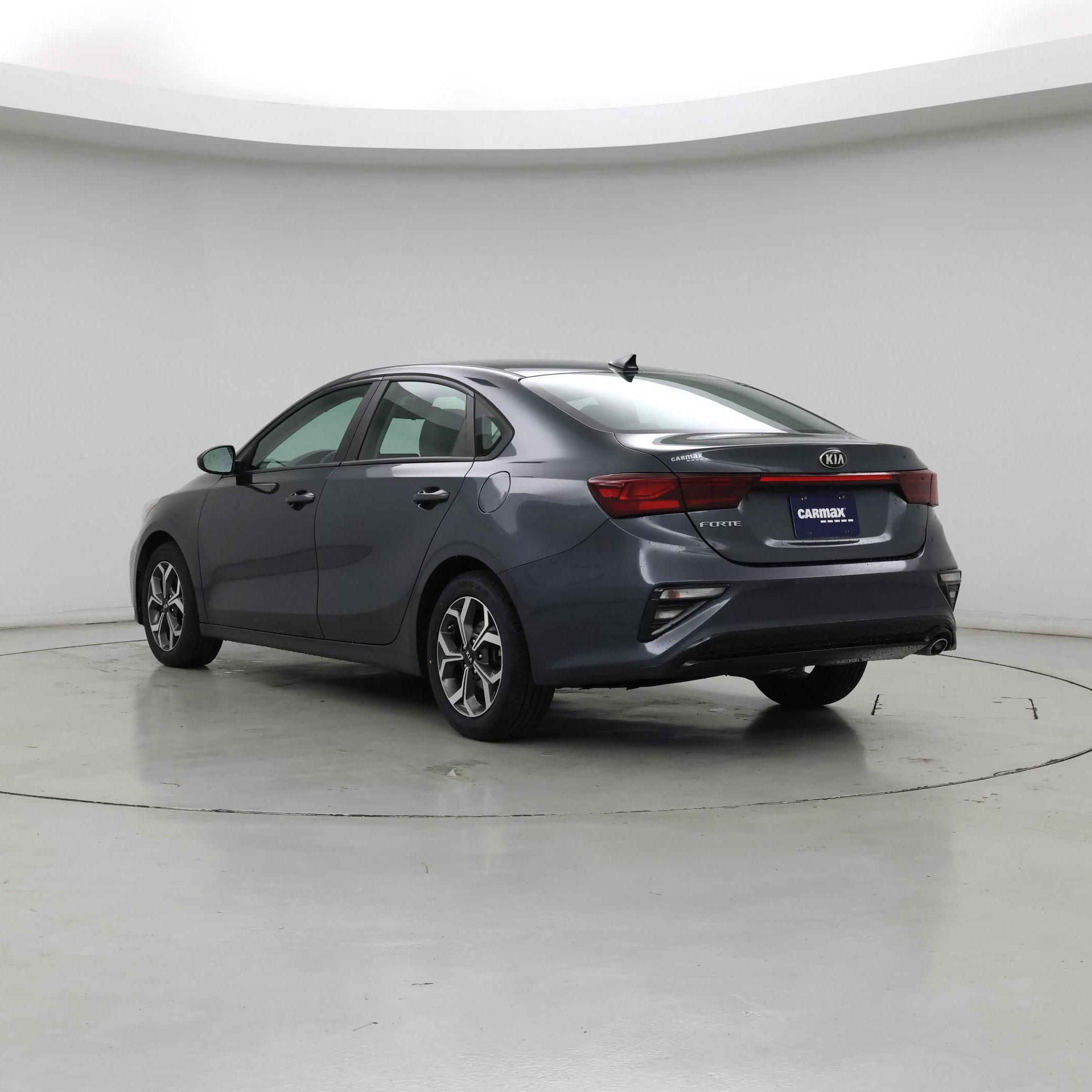 Thumbnail: 2021 Kia Forte - 2