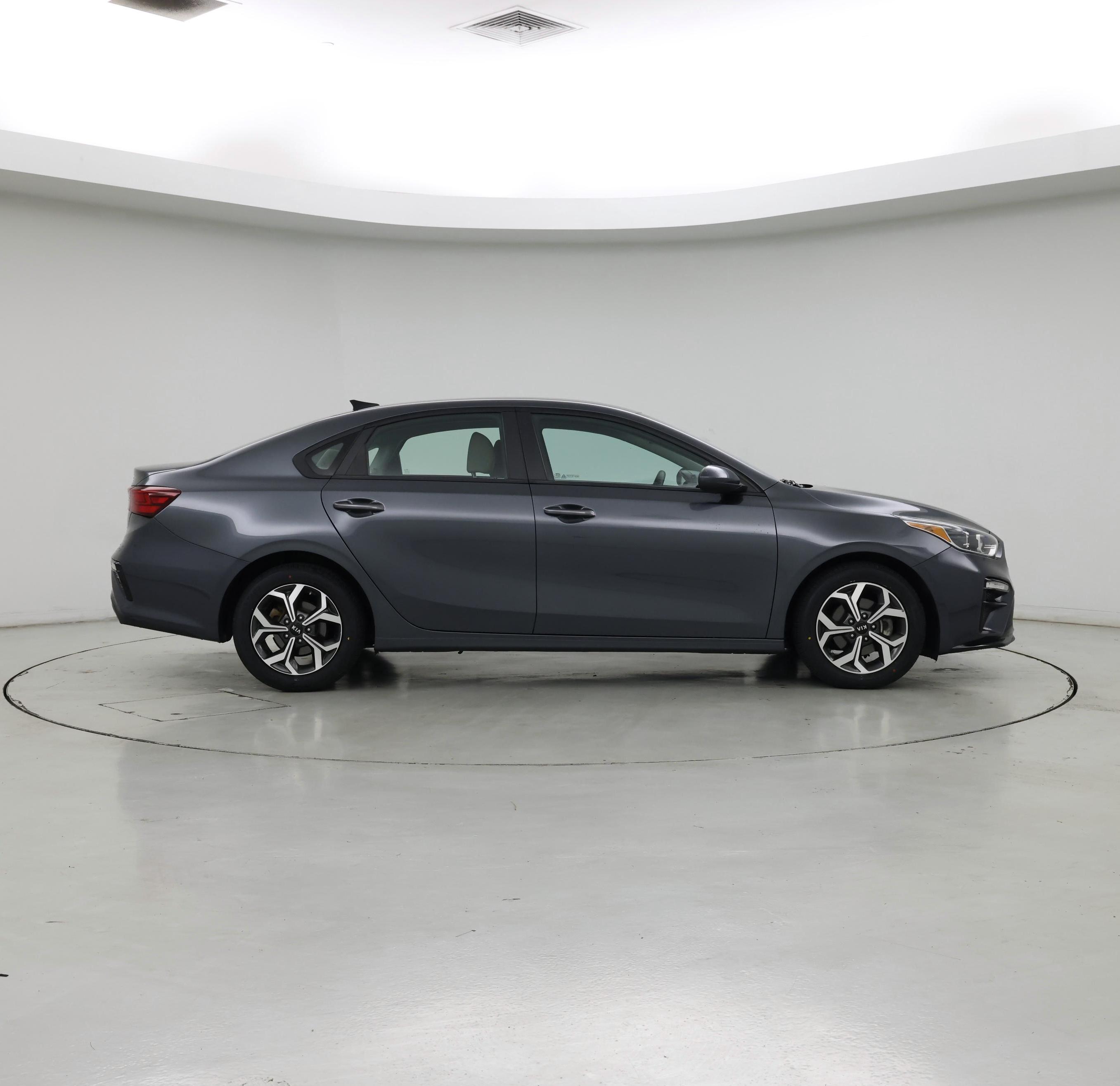 Thumbnail: 2021 Kia Forte - 7