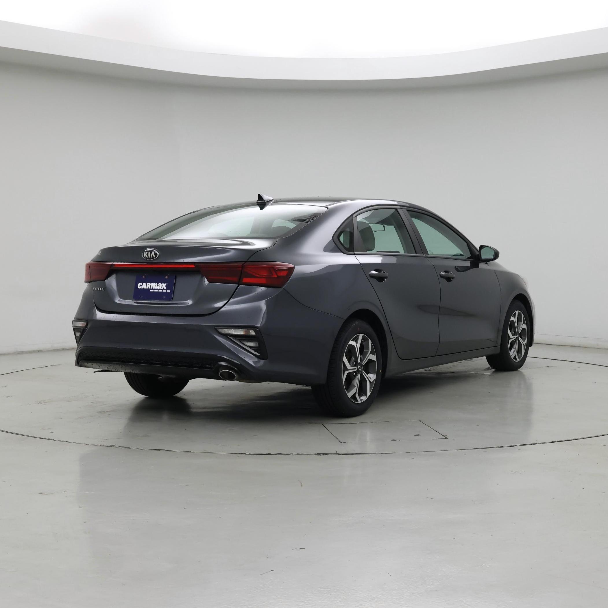Thumbnail: 2021 Kia Forte - 8