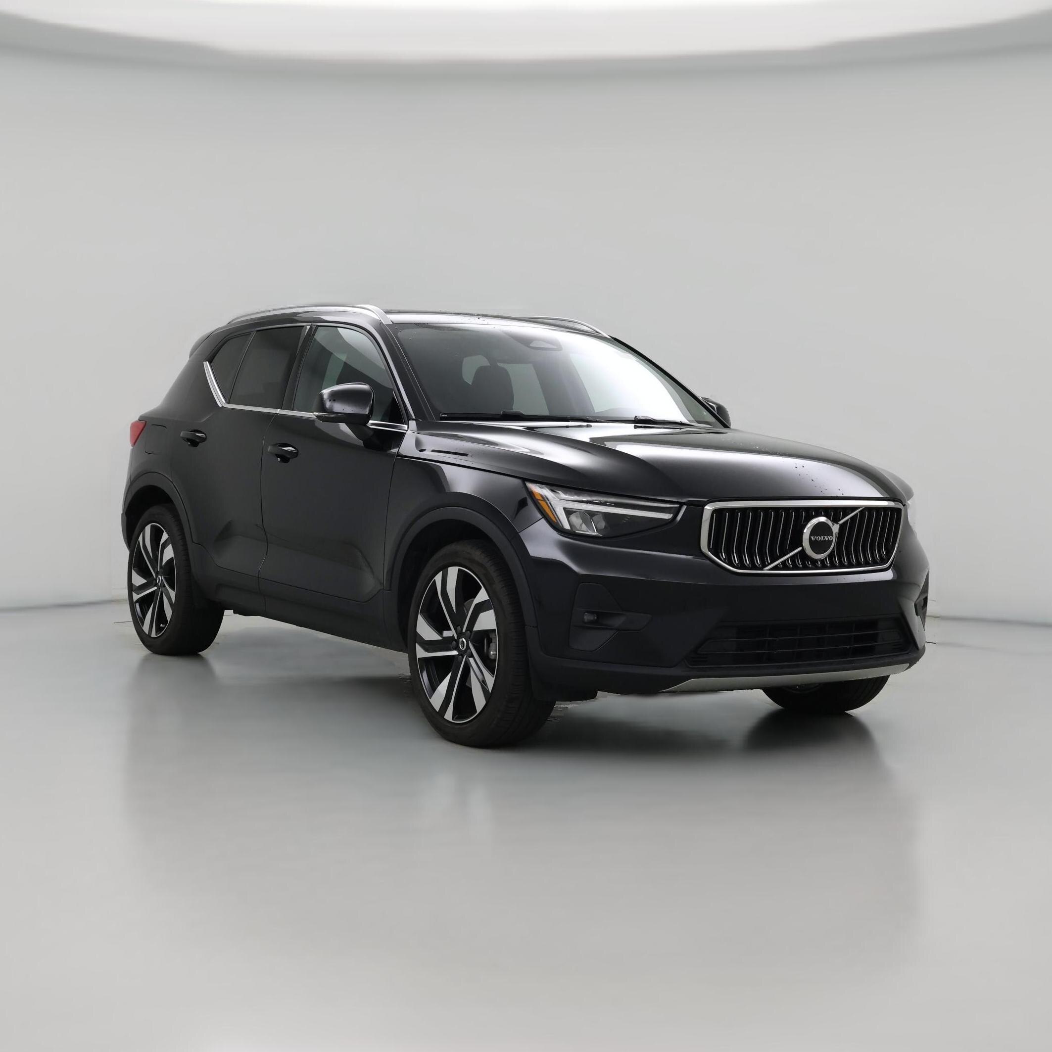 Thumbnail: 2023 Volvo XC40 - 1