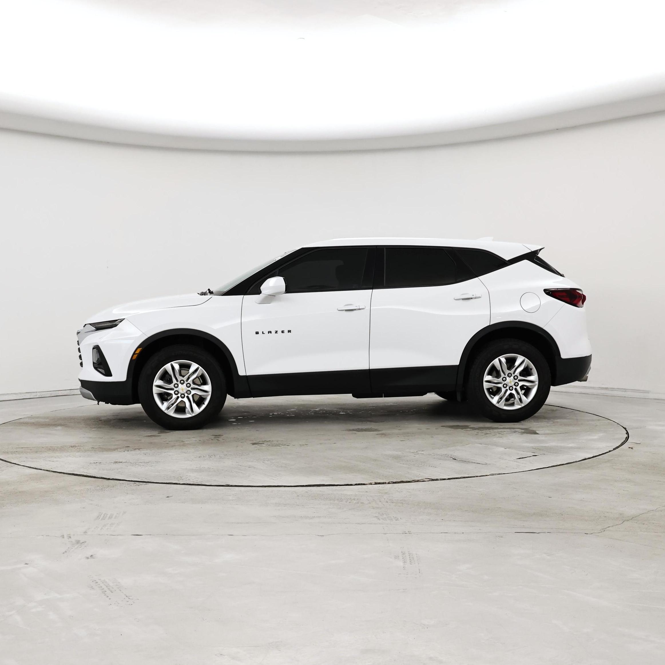 Thumbnail: 2021 Chevrolet Blazer - 3