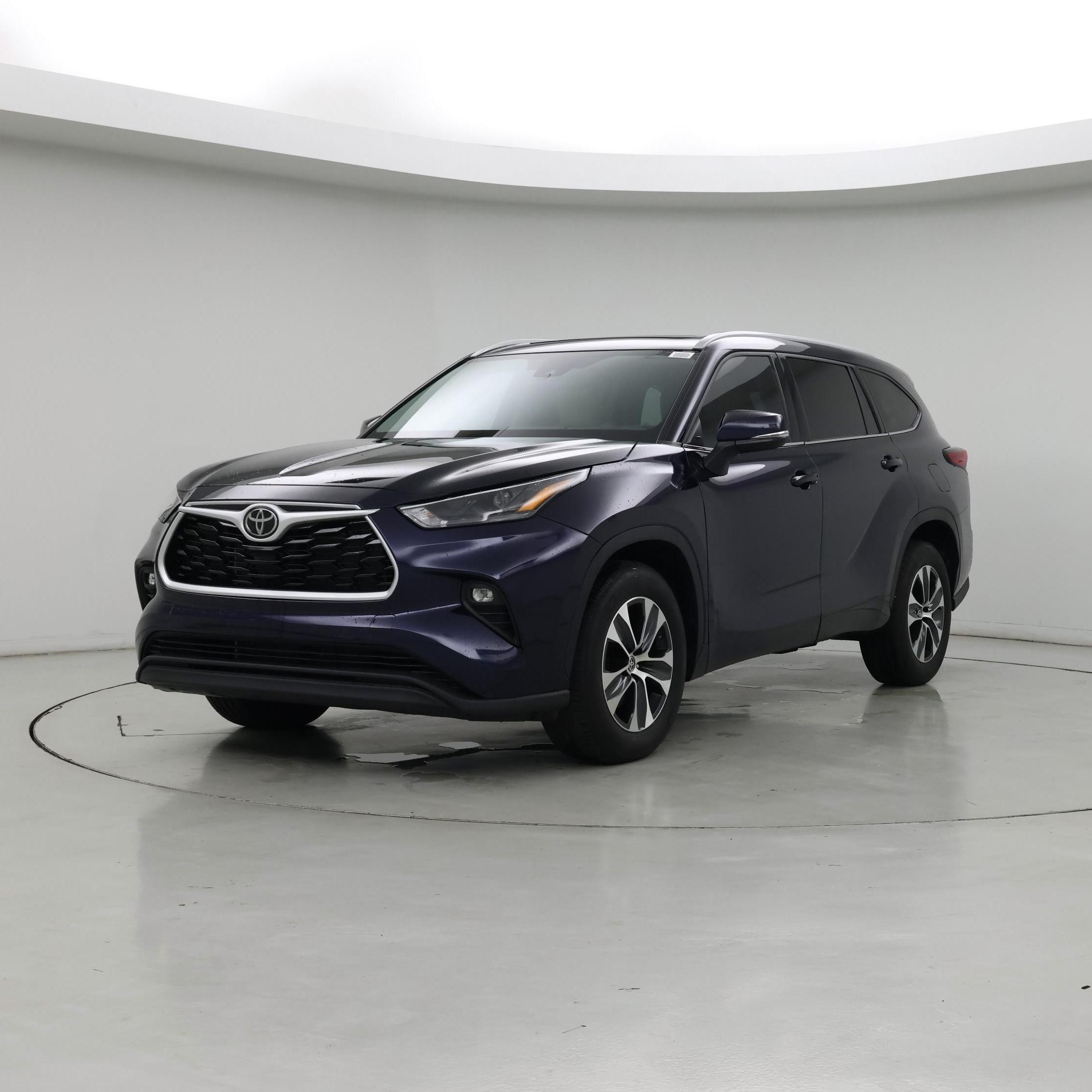 Thumbnail: 2022 Toyota Highlander - 4