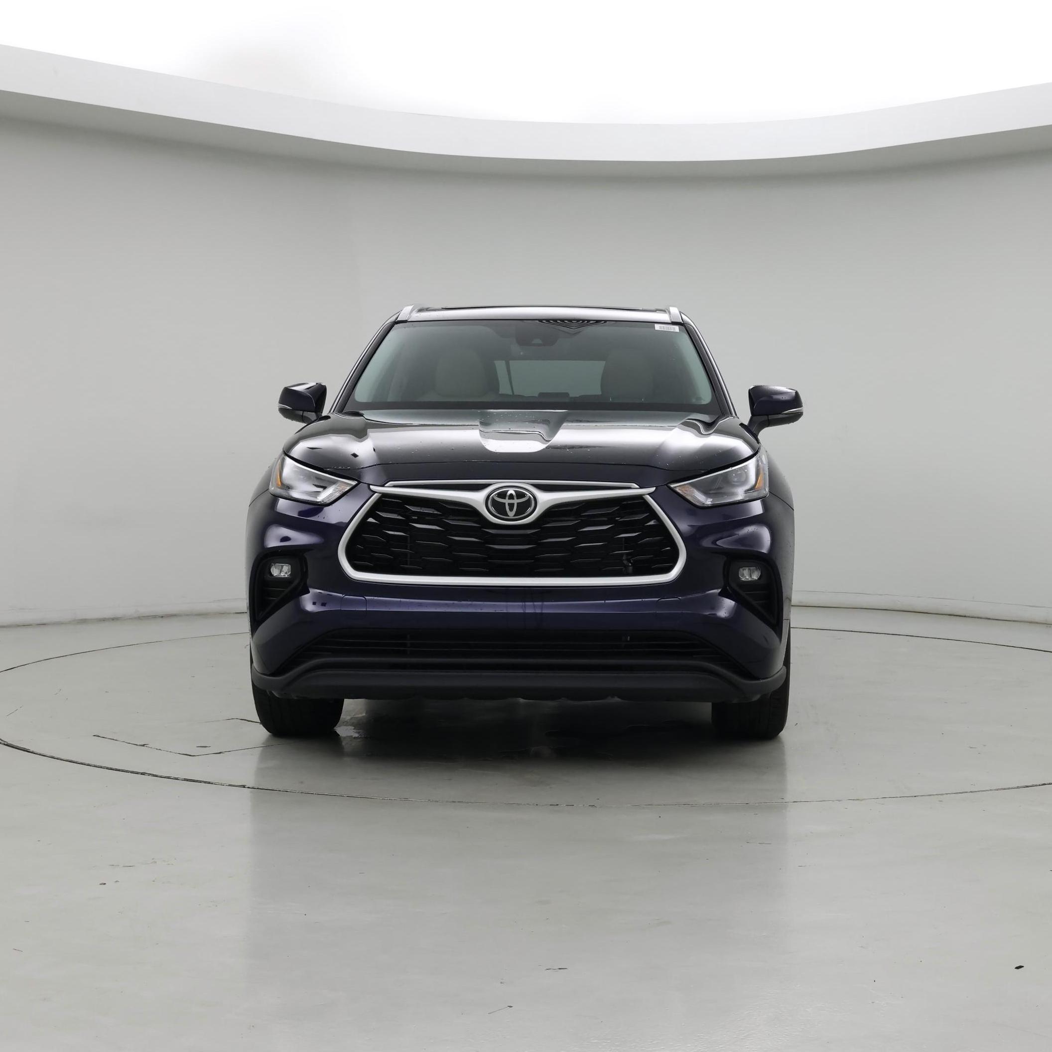Thumbnail: 2022 Toyota Highlander - 5