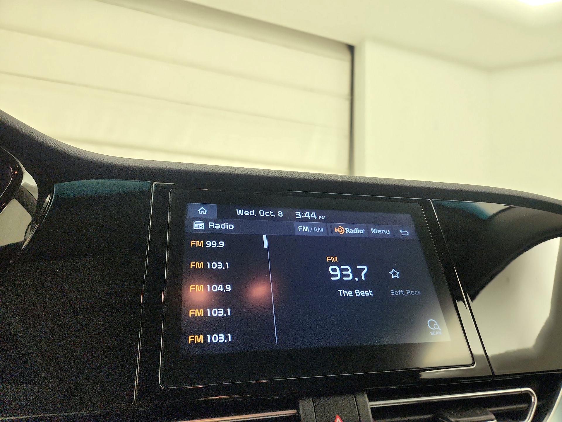 Thumbnail: 2020 Kia Niro - 15