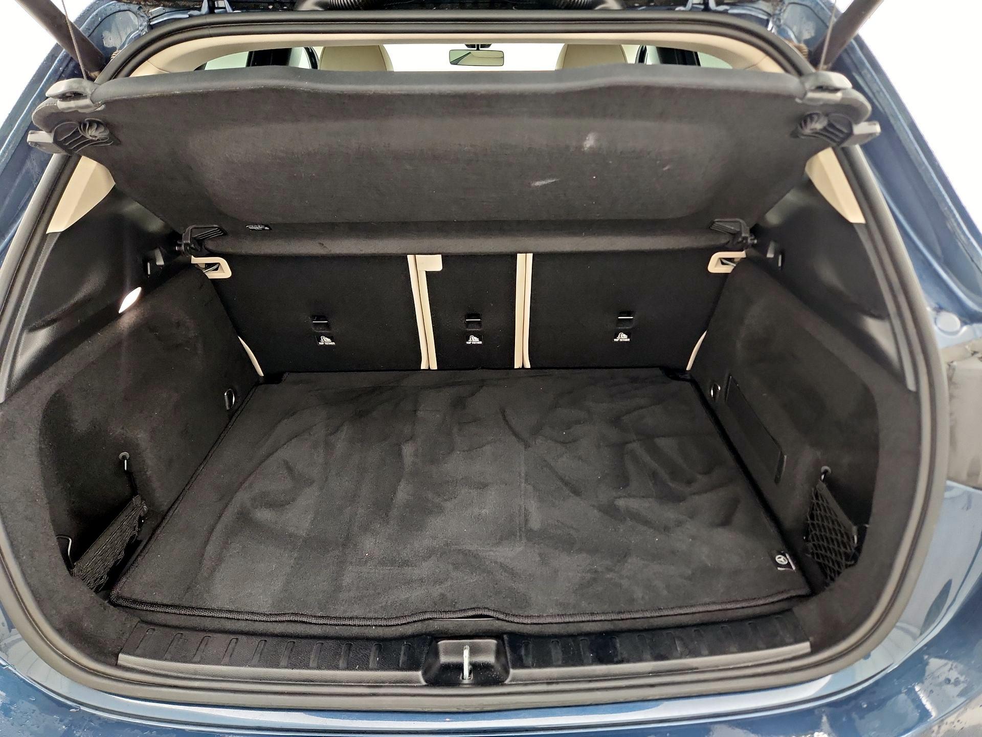 Thumbnail: 2021 Mercedes-Benz GLA - 20