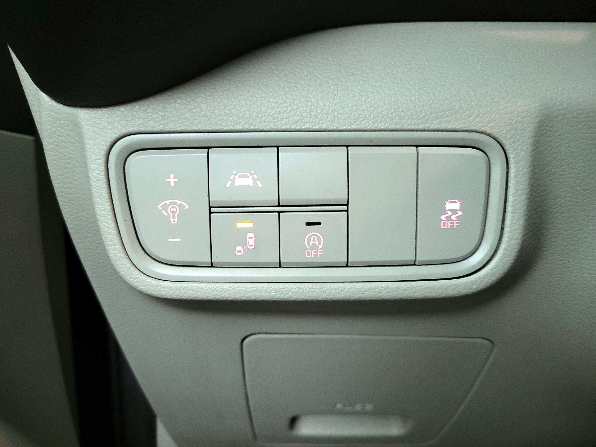 Thumbnail: 2021 Kia Soul - 13