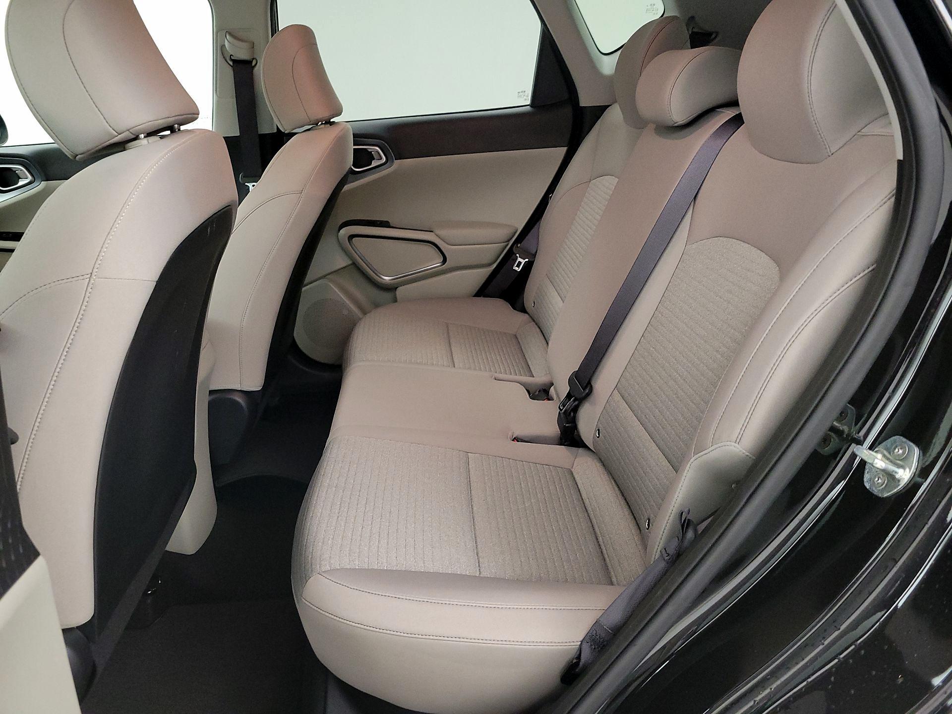 Thumbnail: 2021 Kia Soul - 19
