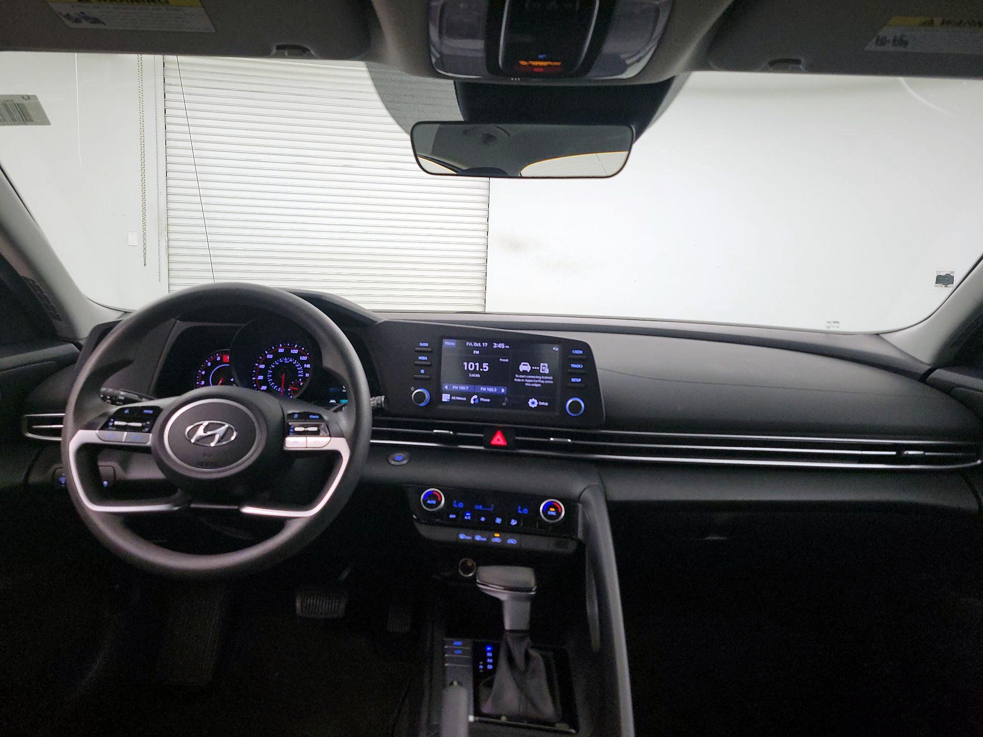 Thumbnail: 2023 Hyundai Elantra - 9
